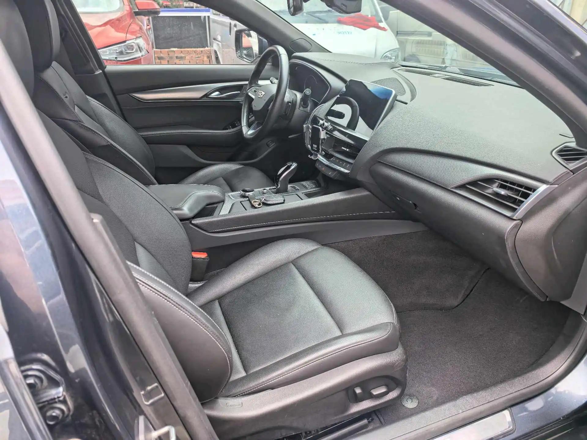 Cadillac CT5 2021 28T Luxury Model 5