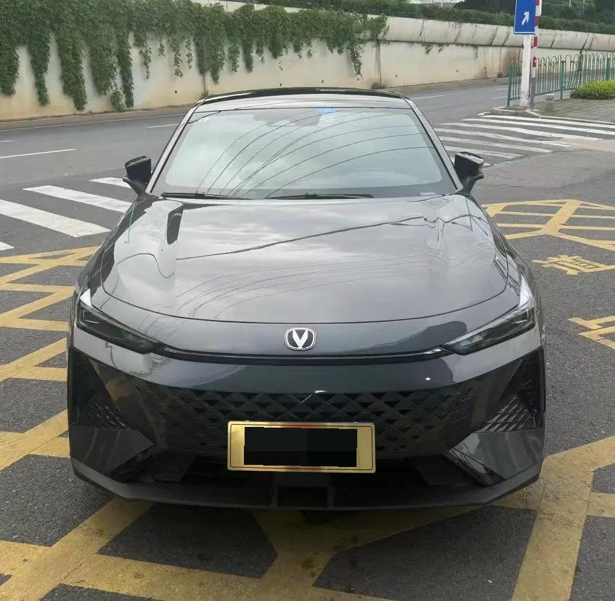 ChangAn 2024 UNI-V 1.5T Prestige Automatic 2