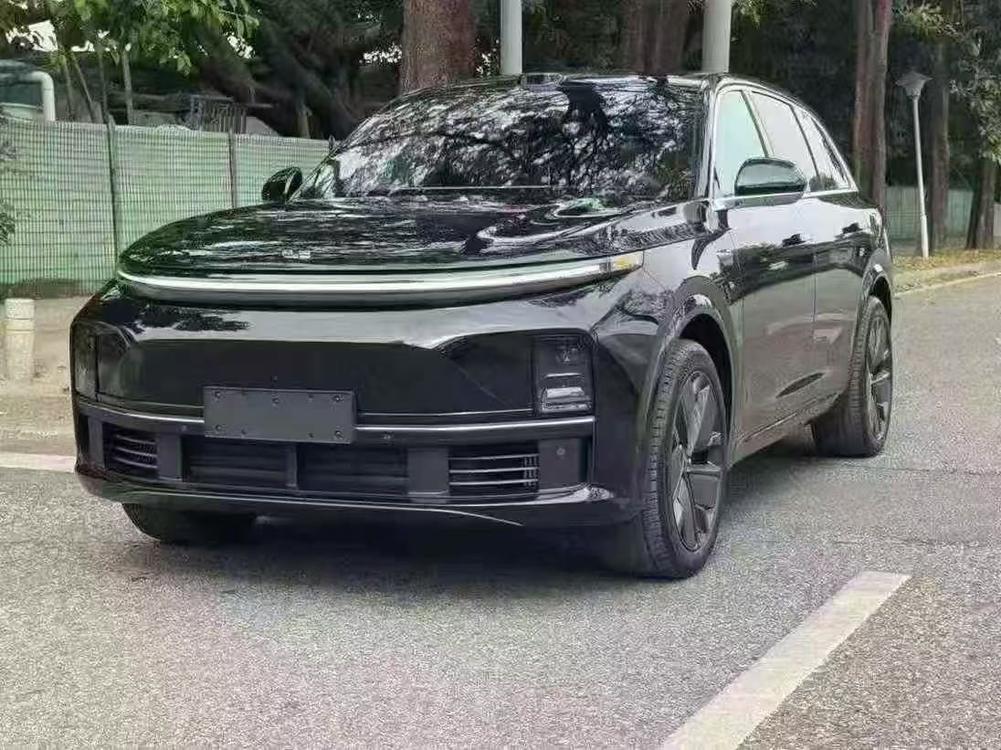 Open image lightbox: Li 2025 L7 Max Intelligent Refreshed Version Automatic Transmission