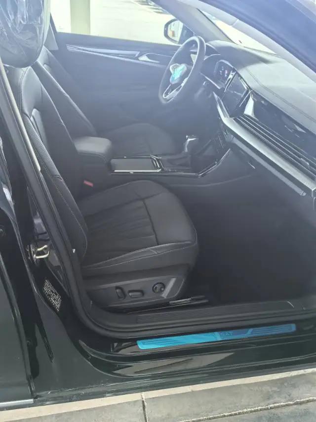 Volkswagen 2026 Passat 2.0TSI 380TSI Subut Longteng Edition Automatic Gear 12