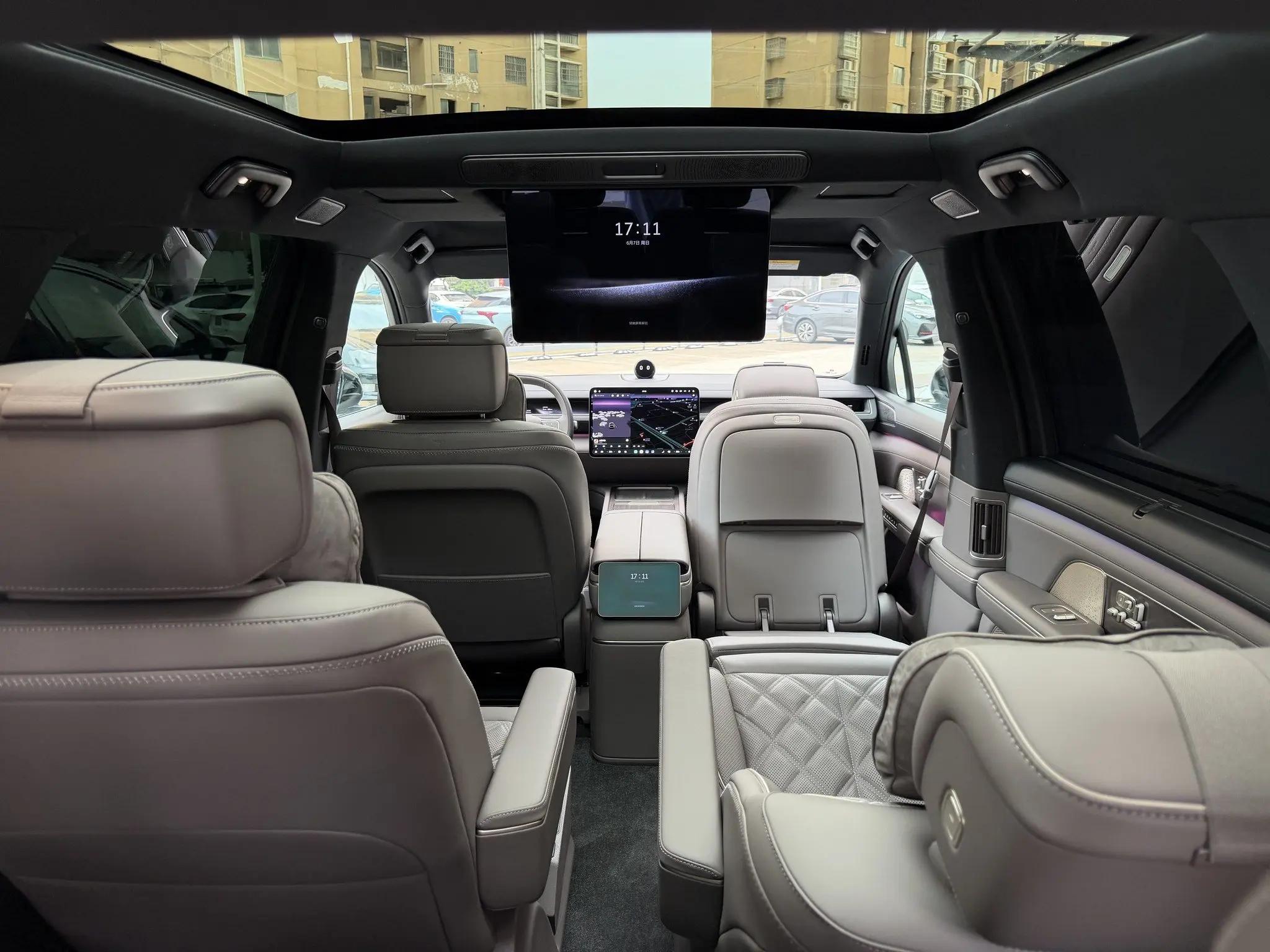NIO 2026 ES8 6-seat executive signature version automatic gear 11