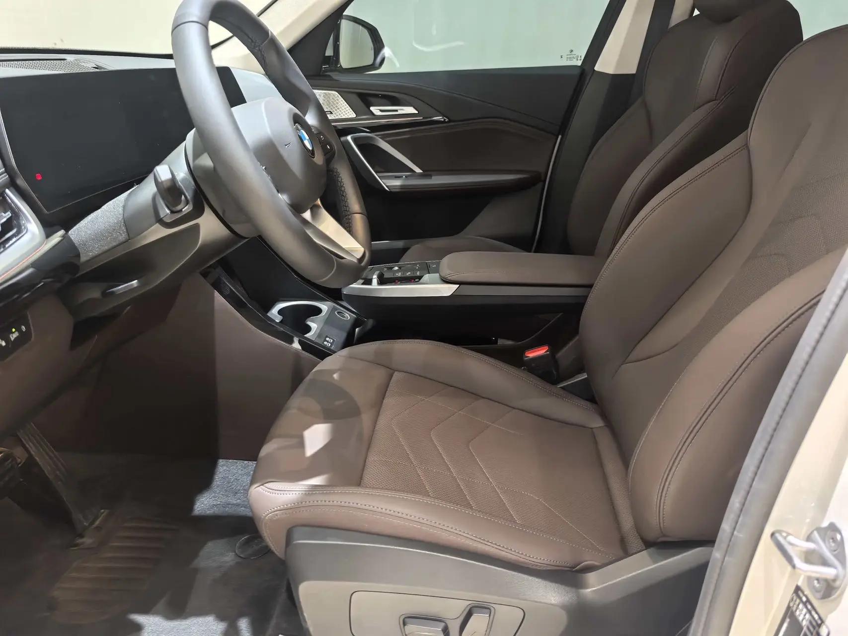 BMW 2025 X1 sDrive25Li 2.0T X design set automatic gear 3