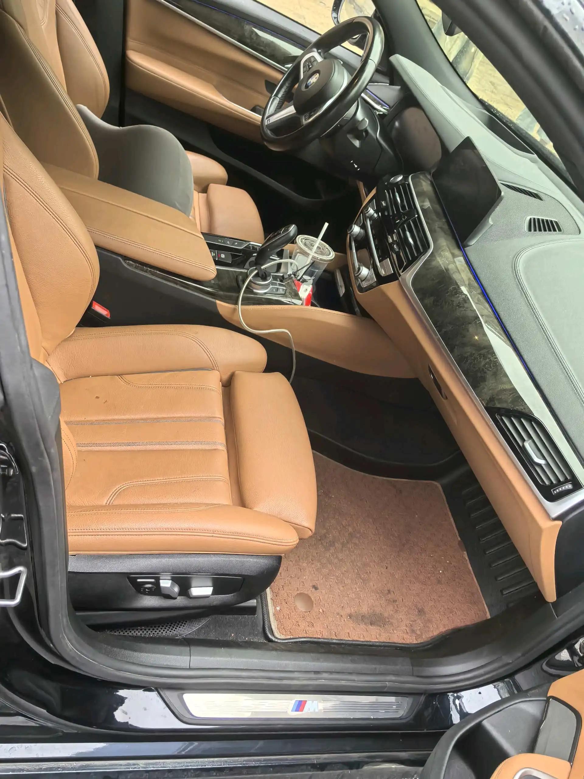 BMW 6 GT 2020 630i M sports suit 4