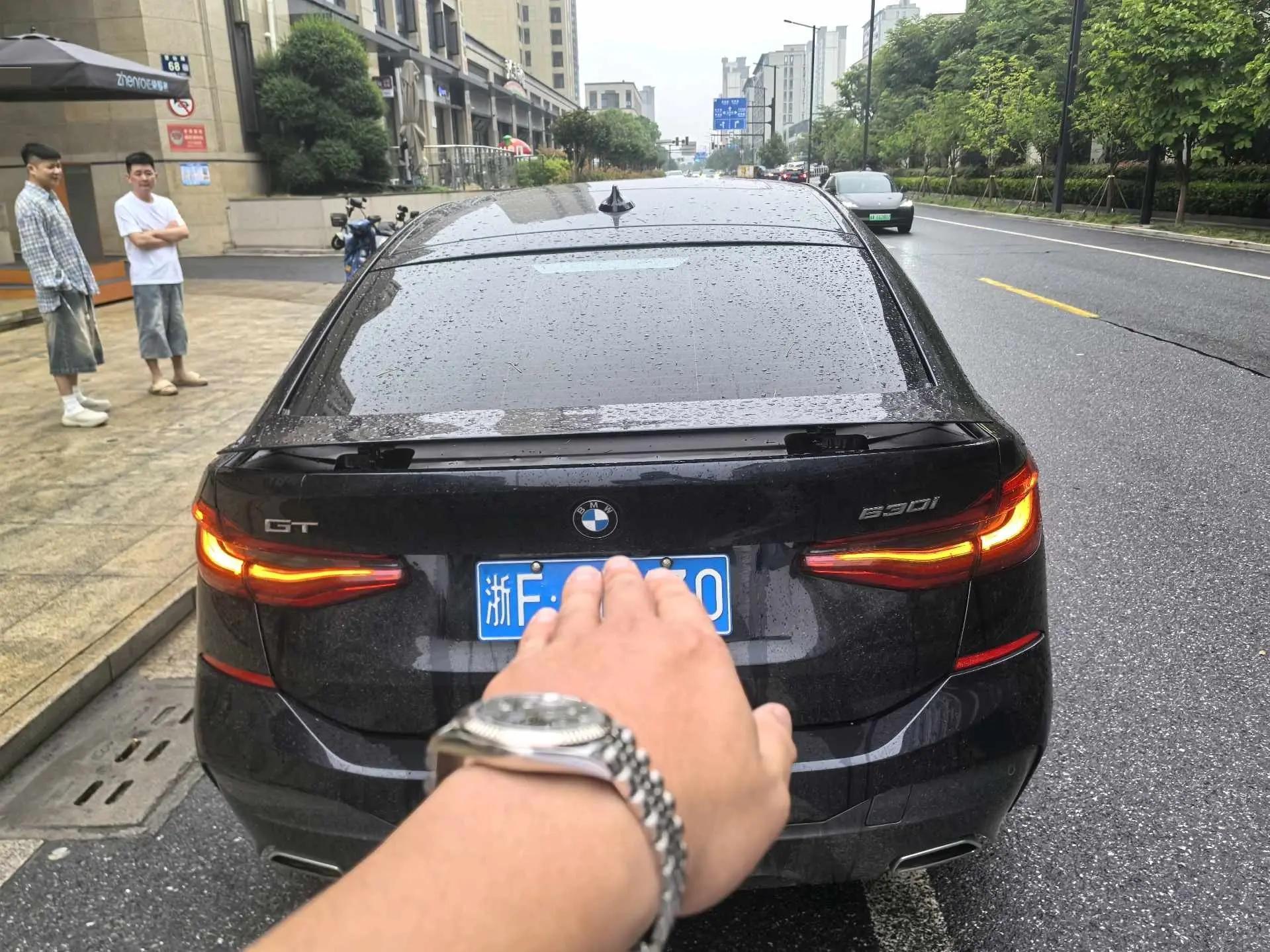 BMW 6 GT 2020 630i M sports suit 6