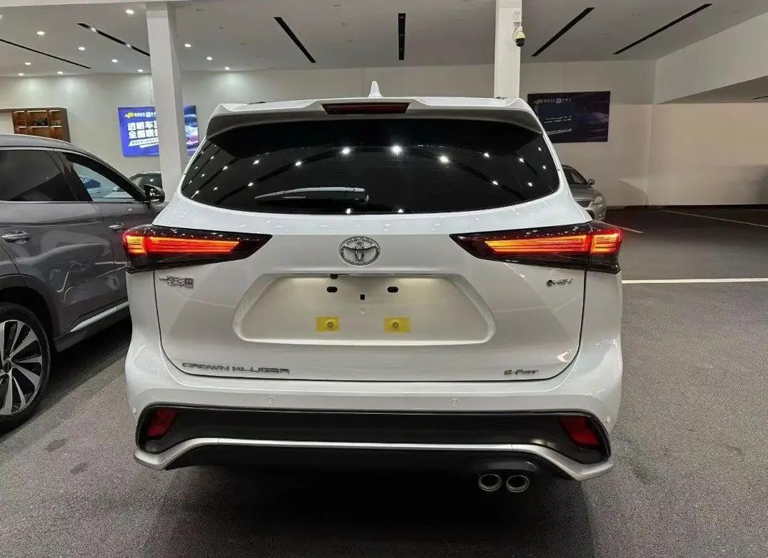 Toyota 2026 Crown Land Release HEV 2.5 Stepless Four-wheel Drive Premium Edition Automatic Gear 4