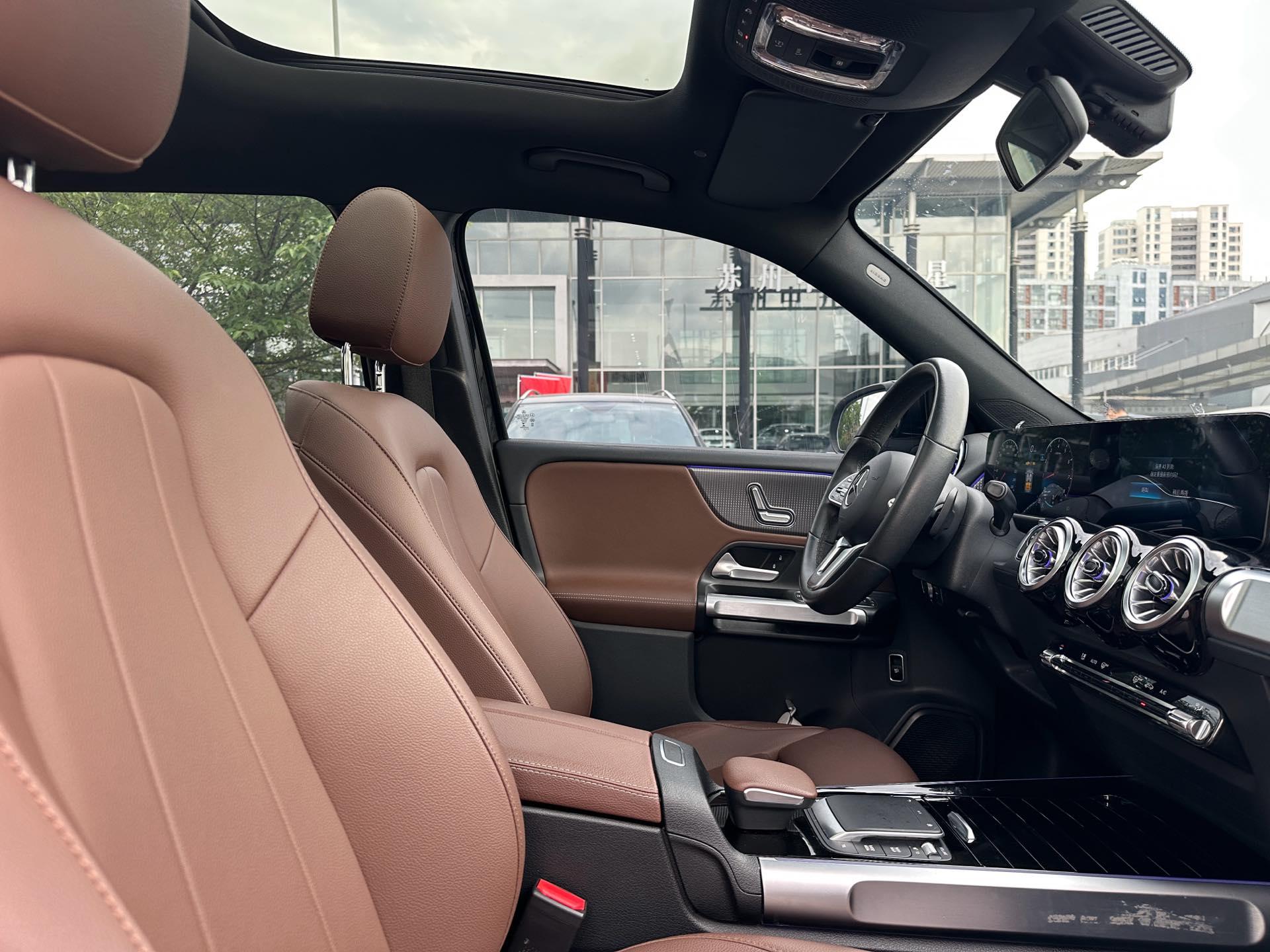 Mercedes Benz GLB 2022 model modified GLB 200 dynamic model 6