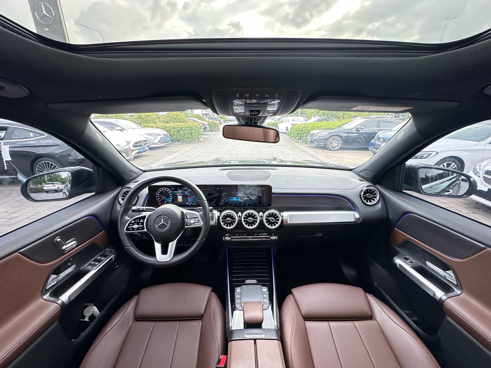 Mercedes Benz GLB 2022 model modified GLB 200 dynamic model 7