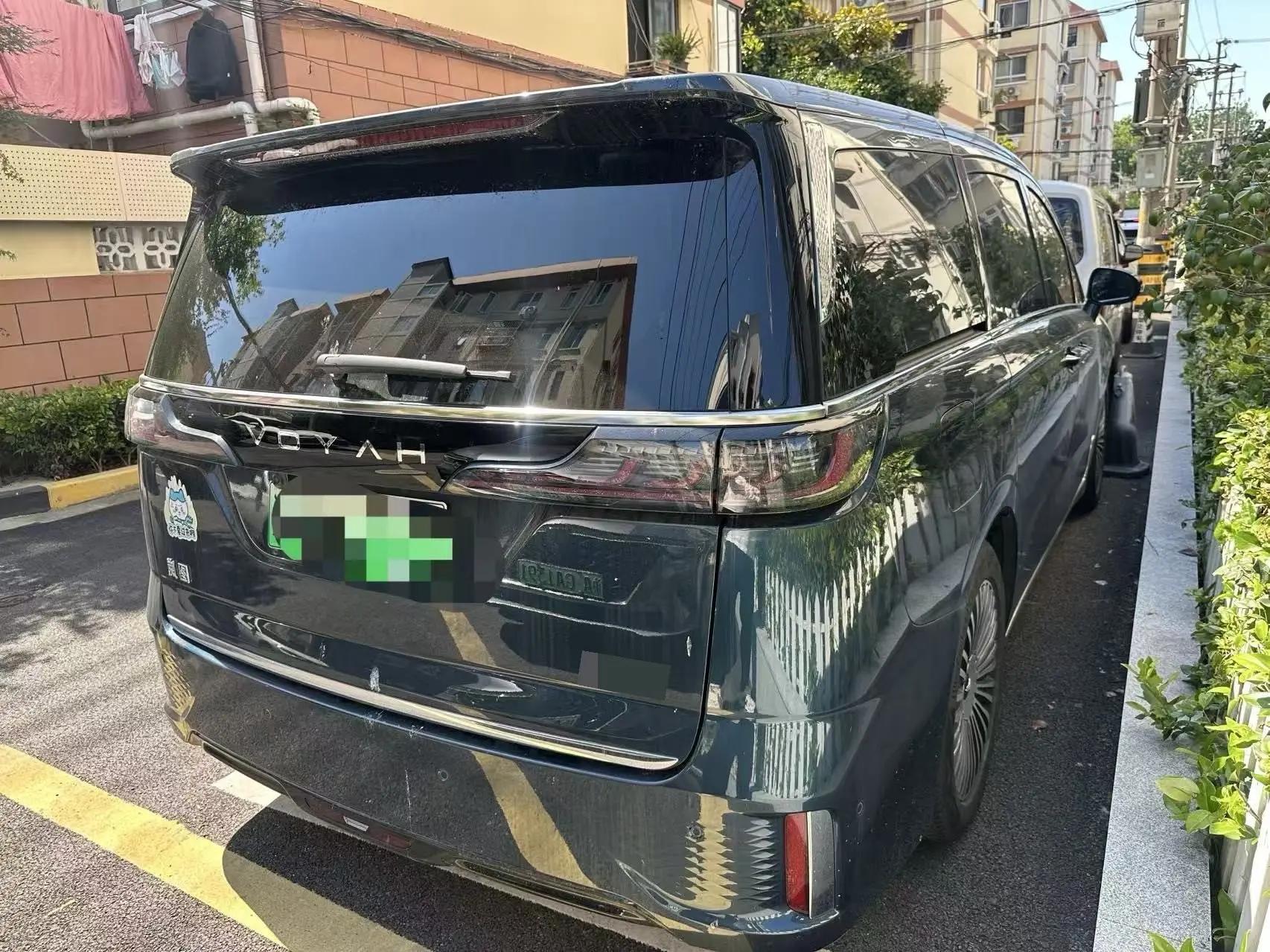 Voyah 2025 Model Dreamer PHEV 1.5T Four-Wheel-Drive Excellence鲲鹏 Edition Automatic 14