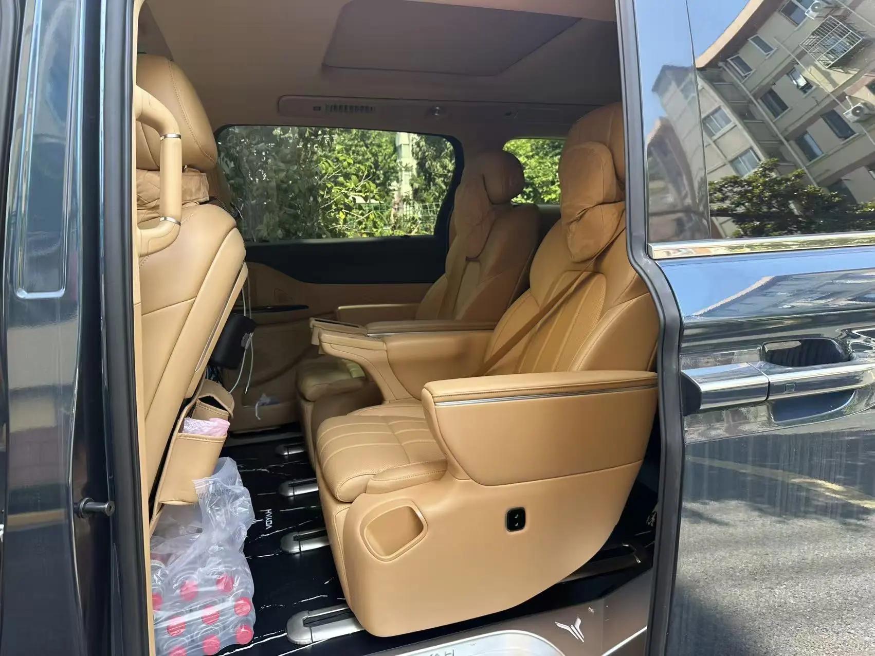 Voyah 2025 Model Dreamer PHEV 1.5T Four-Wheel-Drive Excellence鲲鹏 Edition Automatic 4