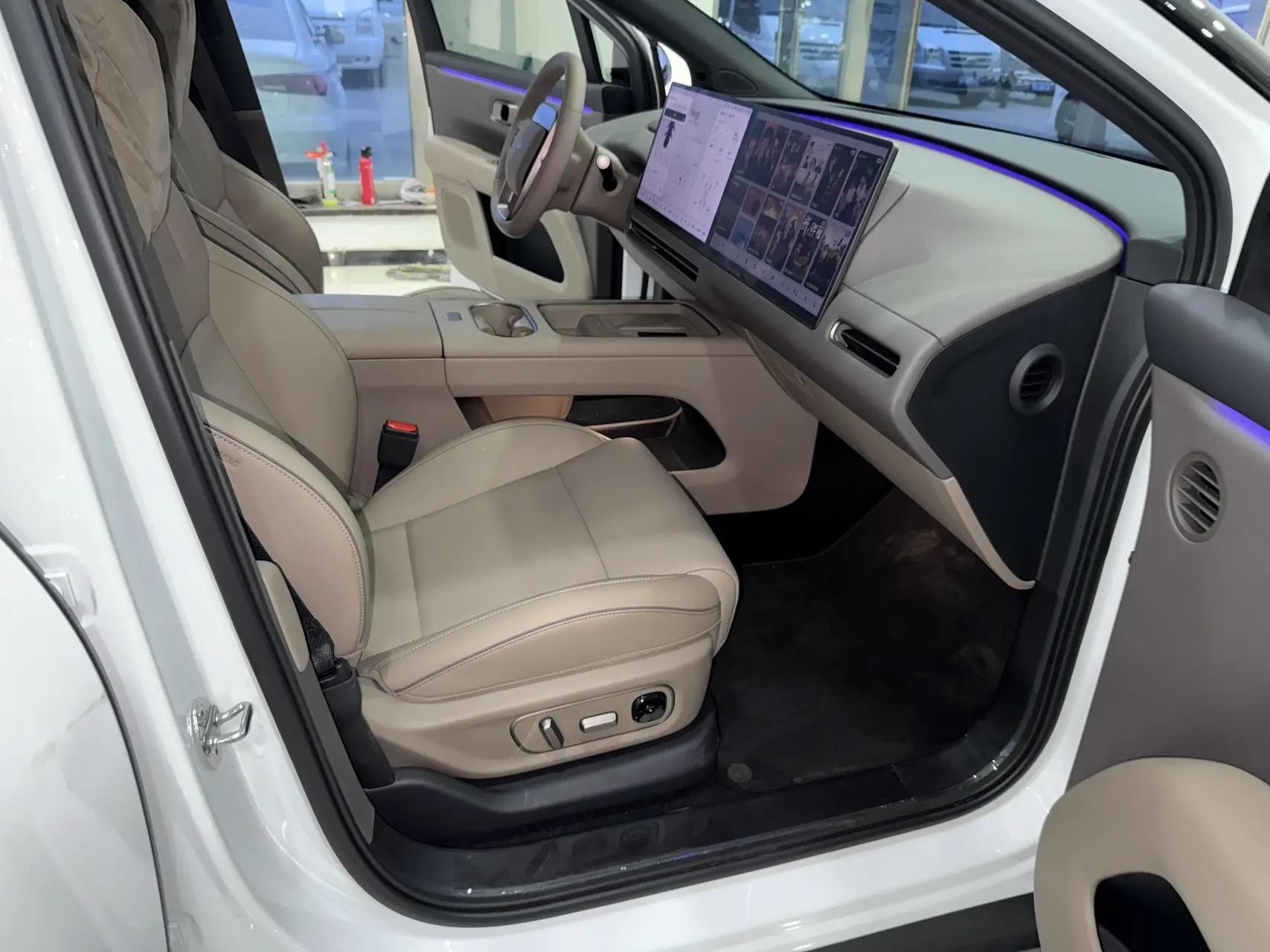Li i6 2025 four-wheel drive basic model 7