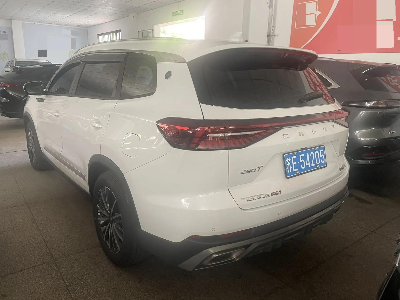Chery 2025 Tiggo 8 PRO 1.6T 290T Two-Wheel Drive Luxury Edition Automatic 7