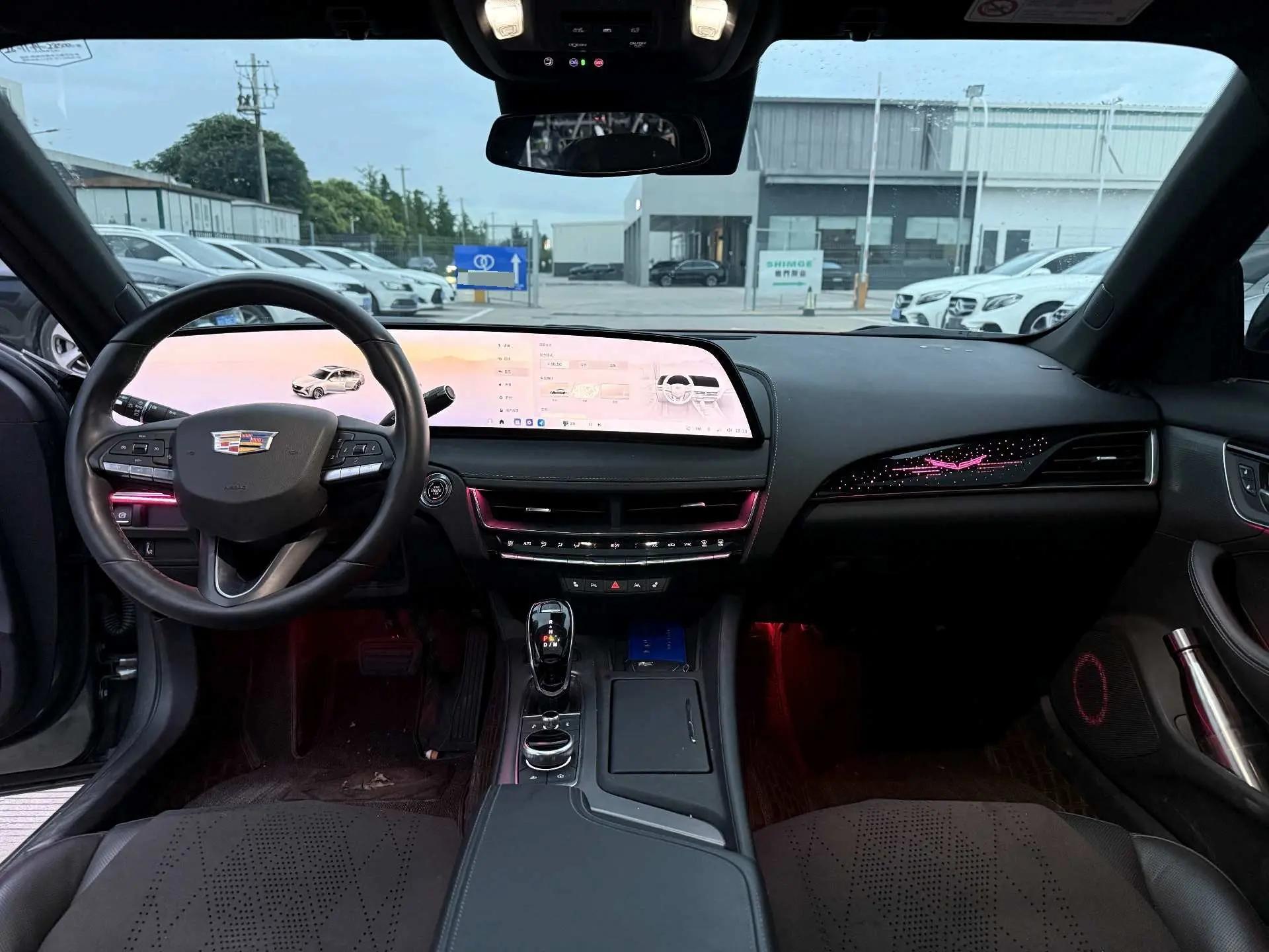 Cadillac CT5 2024 28T Luxury Pro 4