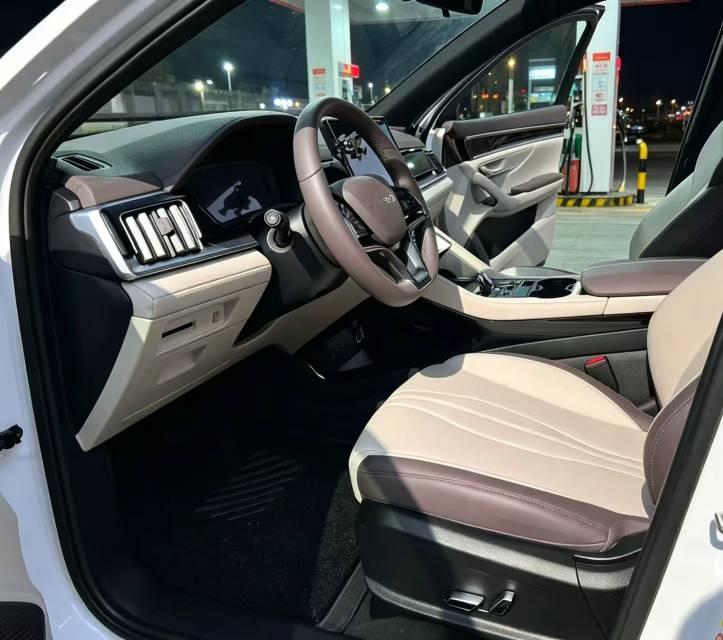 BYD Song PLUS New Energy 2025 Song PLUS DM-i 1.5 Stepless 112KM Honorable Automatic Gear 2