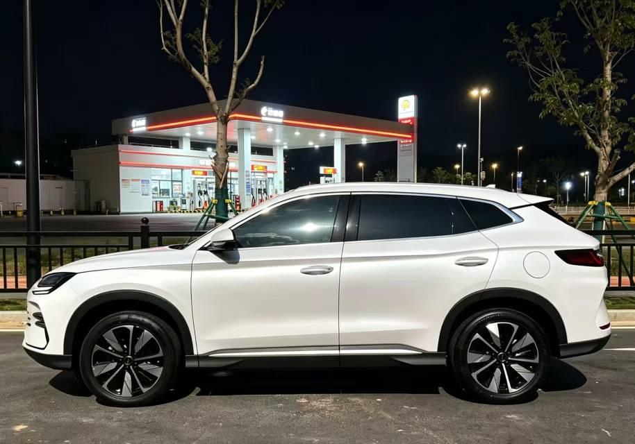 BYD Song PLUS New Energy 2025 Song PLUS DM-i 1.5 Stepless 112KM Honorable Automatic Gear 4