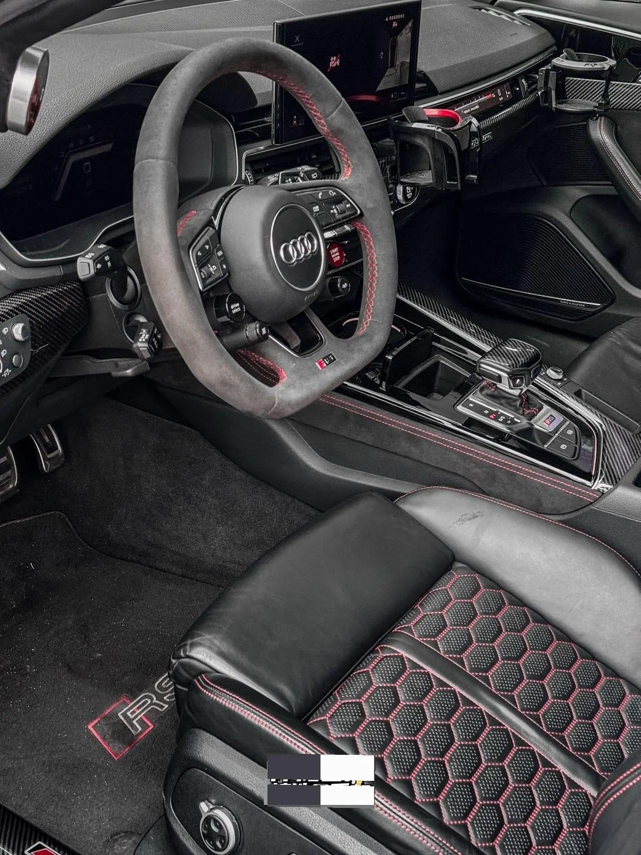 Audi RS 4 2021 RS4 Avant Dark Gold Edition 9
