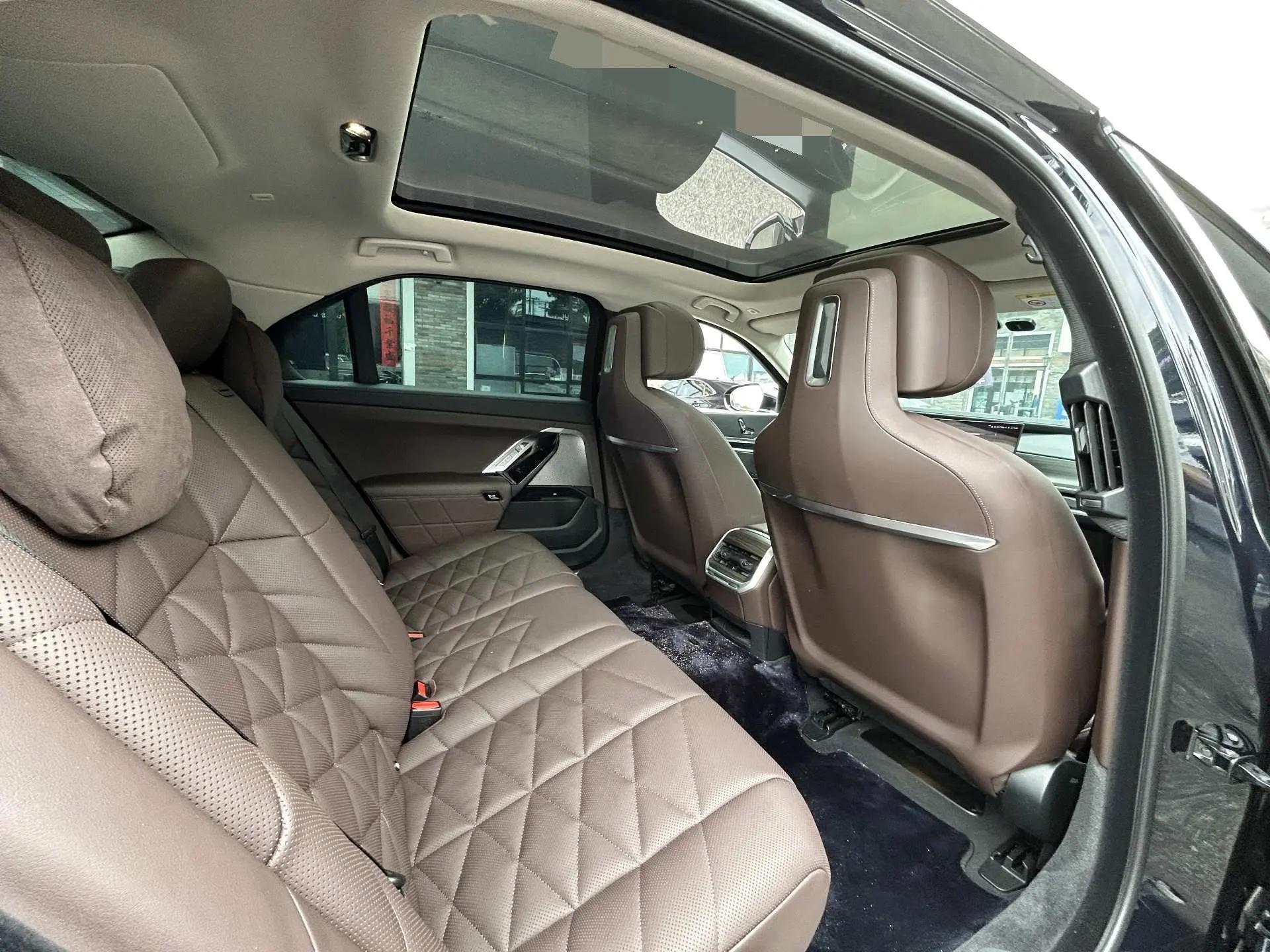 BMW 7 Series (Imported) 2023 735Li 48V 3.0T M Sport Package Automatic 10