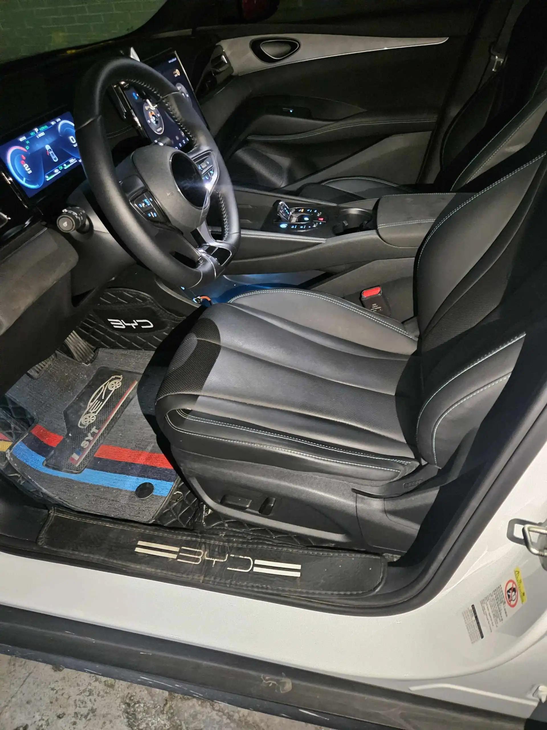 Seal 06 DM-i 2024 Model DM-i 80km Luxury Version 7