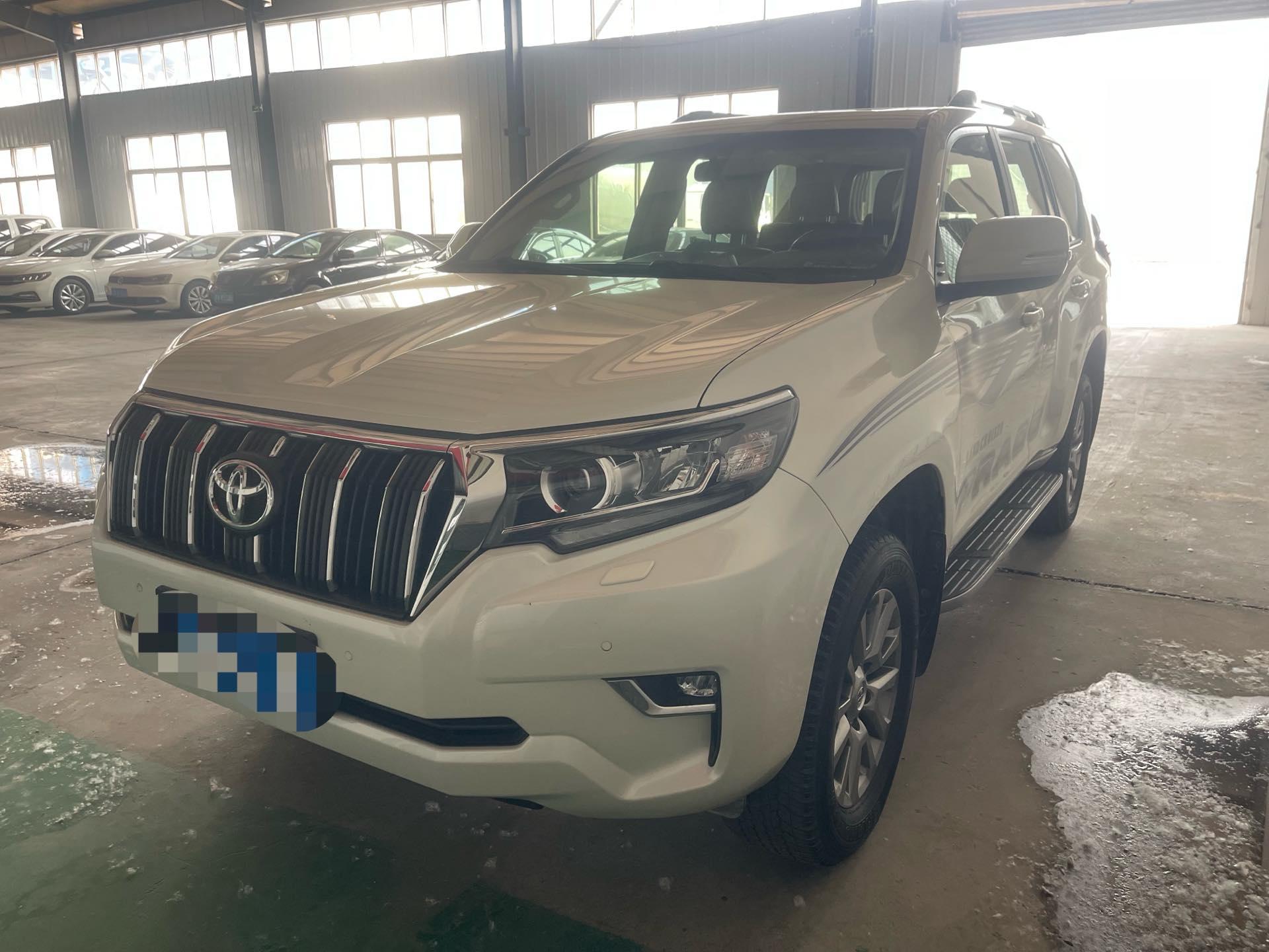 Prado 2018 3.5L automatic TX-L NAVI