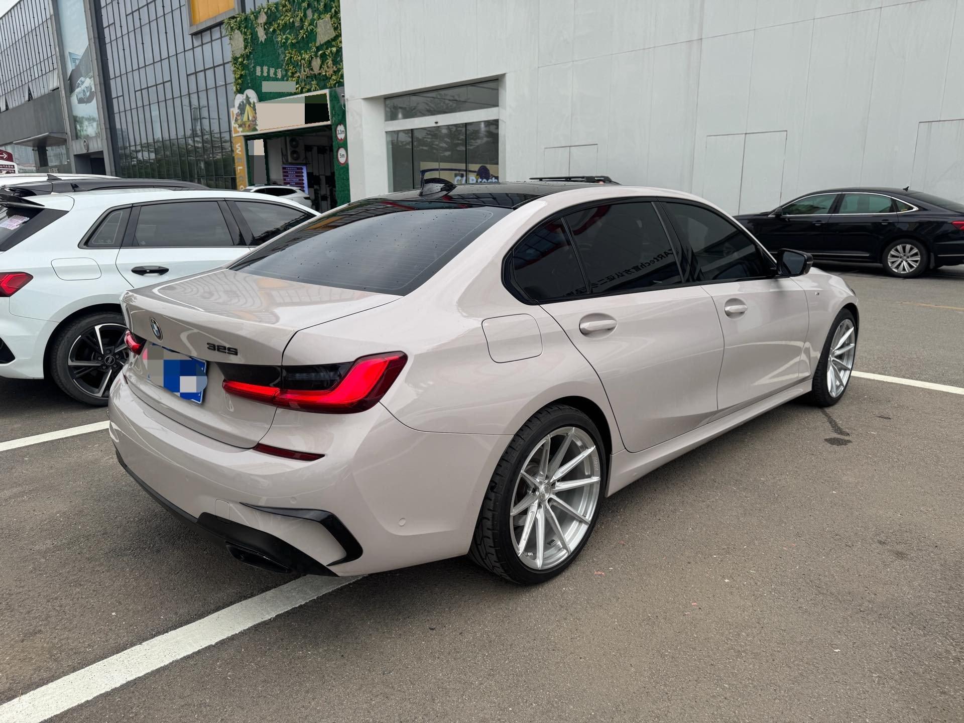 BMW 3 Series 2020 325Li M Sports Suit 11