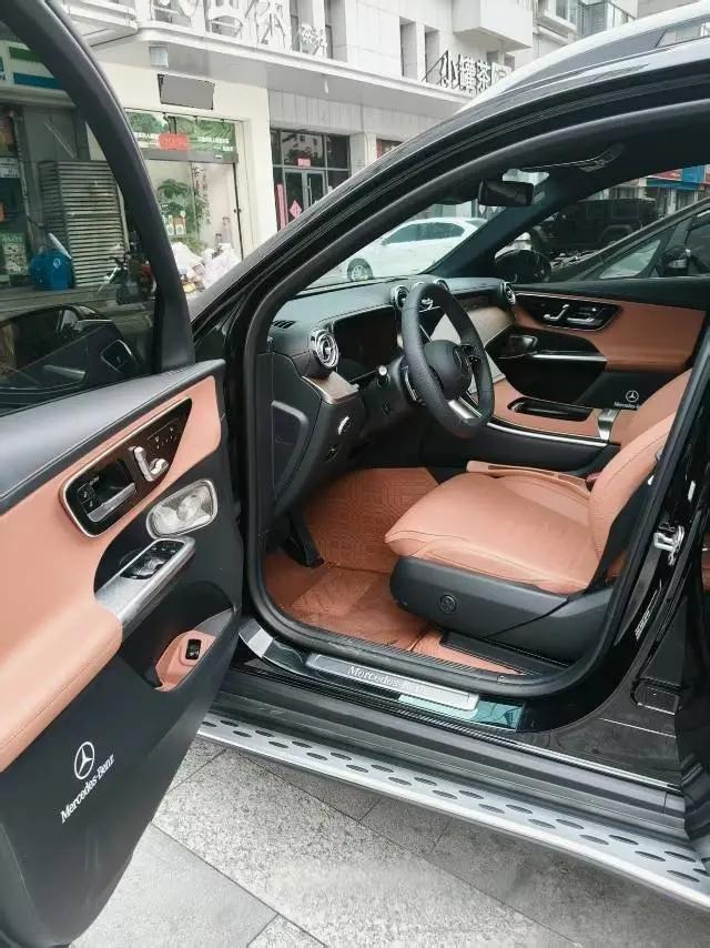 Mercedes Benz 2026 GLC 300 L 4MATIC 48V 2.0T Sporty 5-Seater Automatic 3