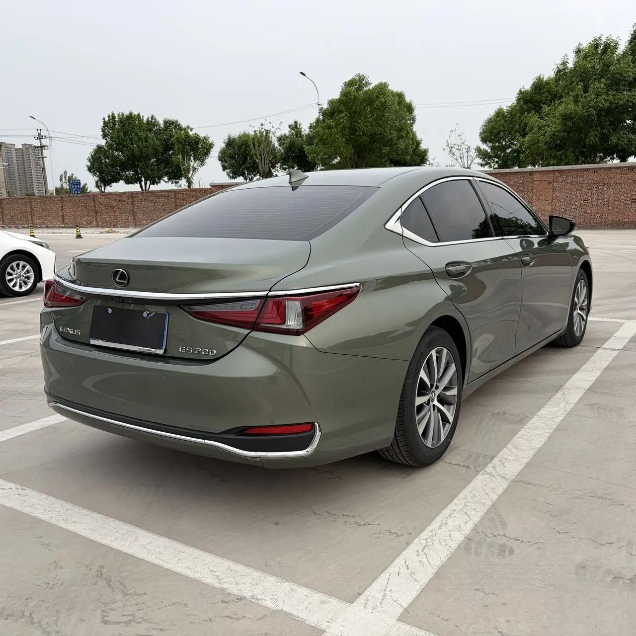 Lexus ES 2020 200 Excellence Edition 2