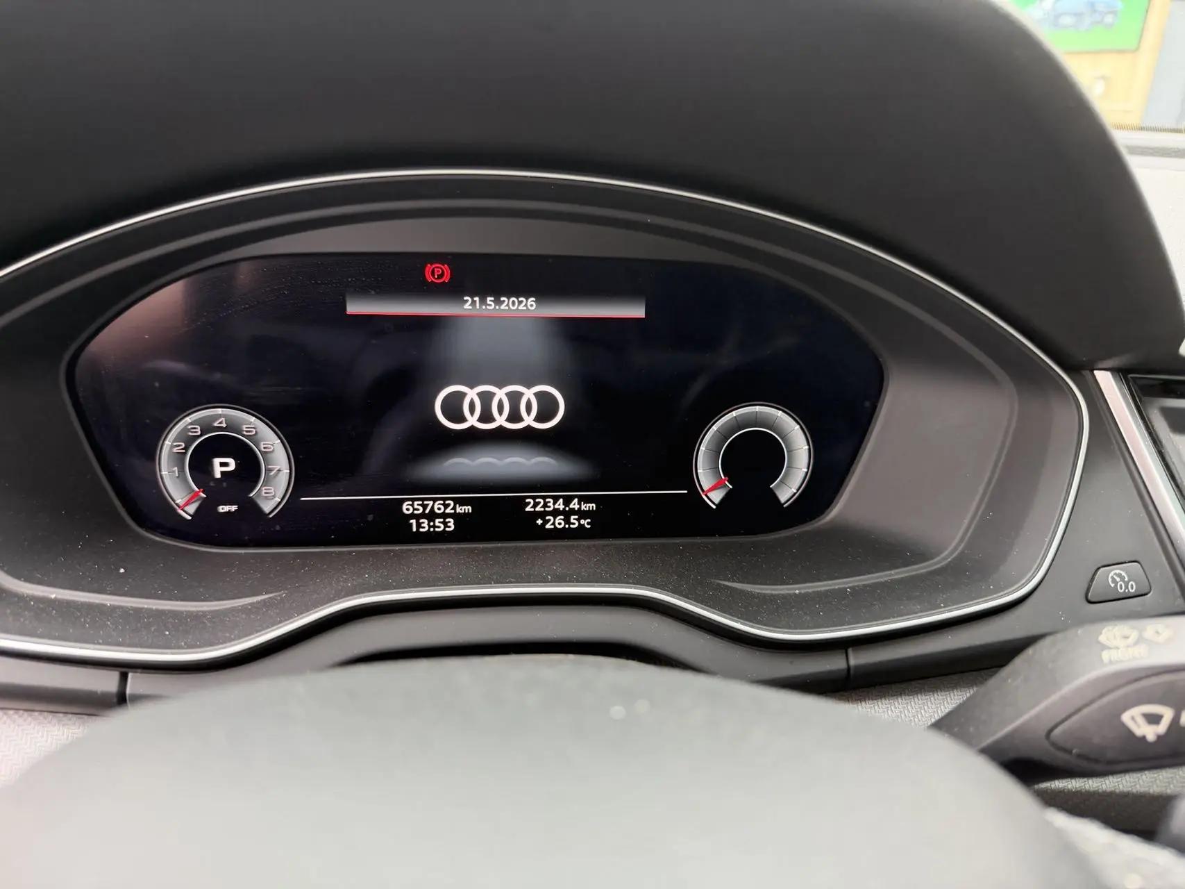 Audi Q5L 2022 45T luxury dynamic 6