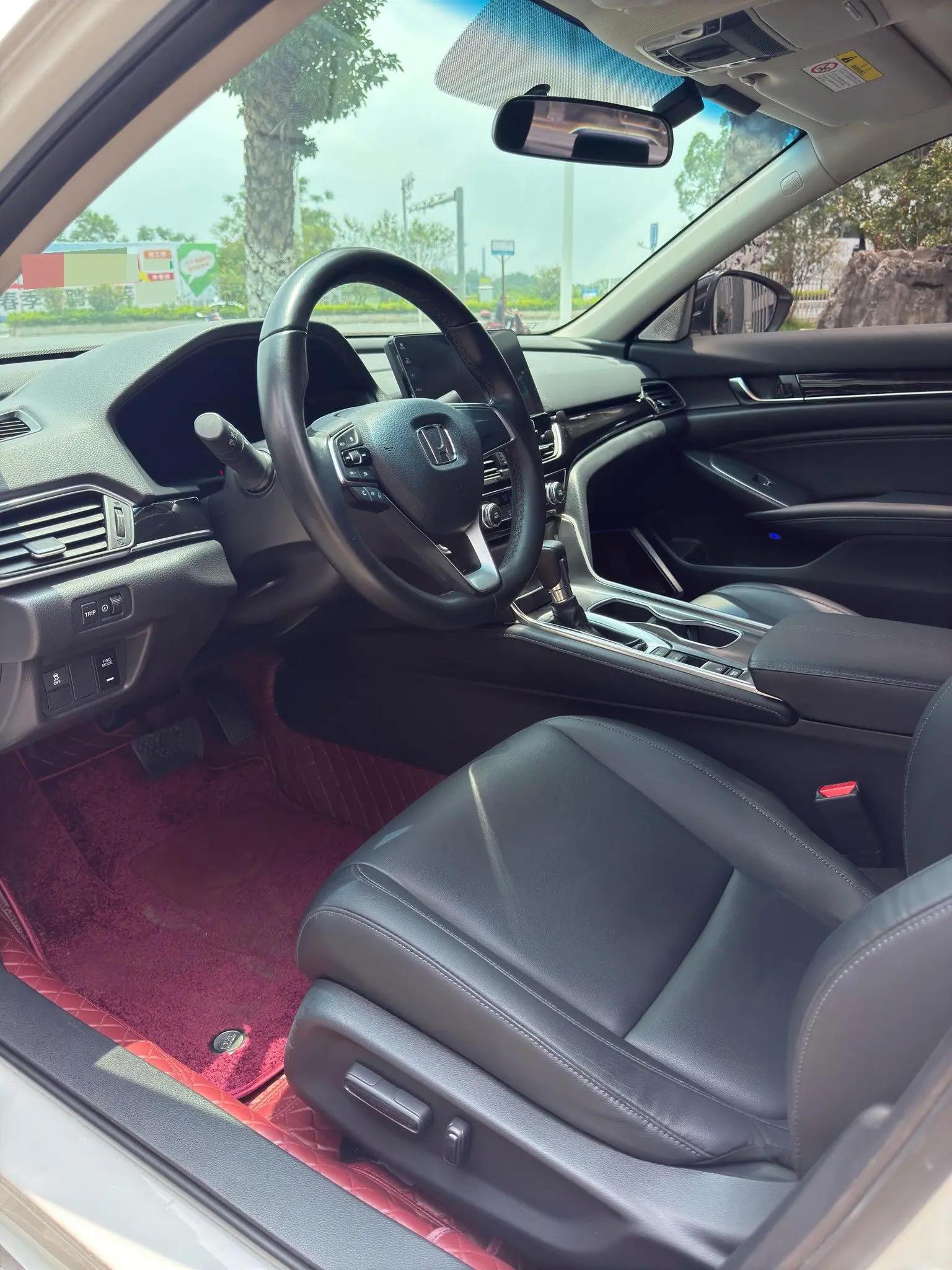 Accord 2022 260TURBO Deluxe Edition 8