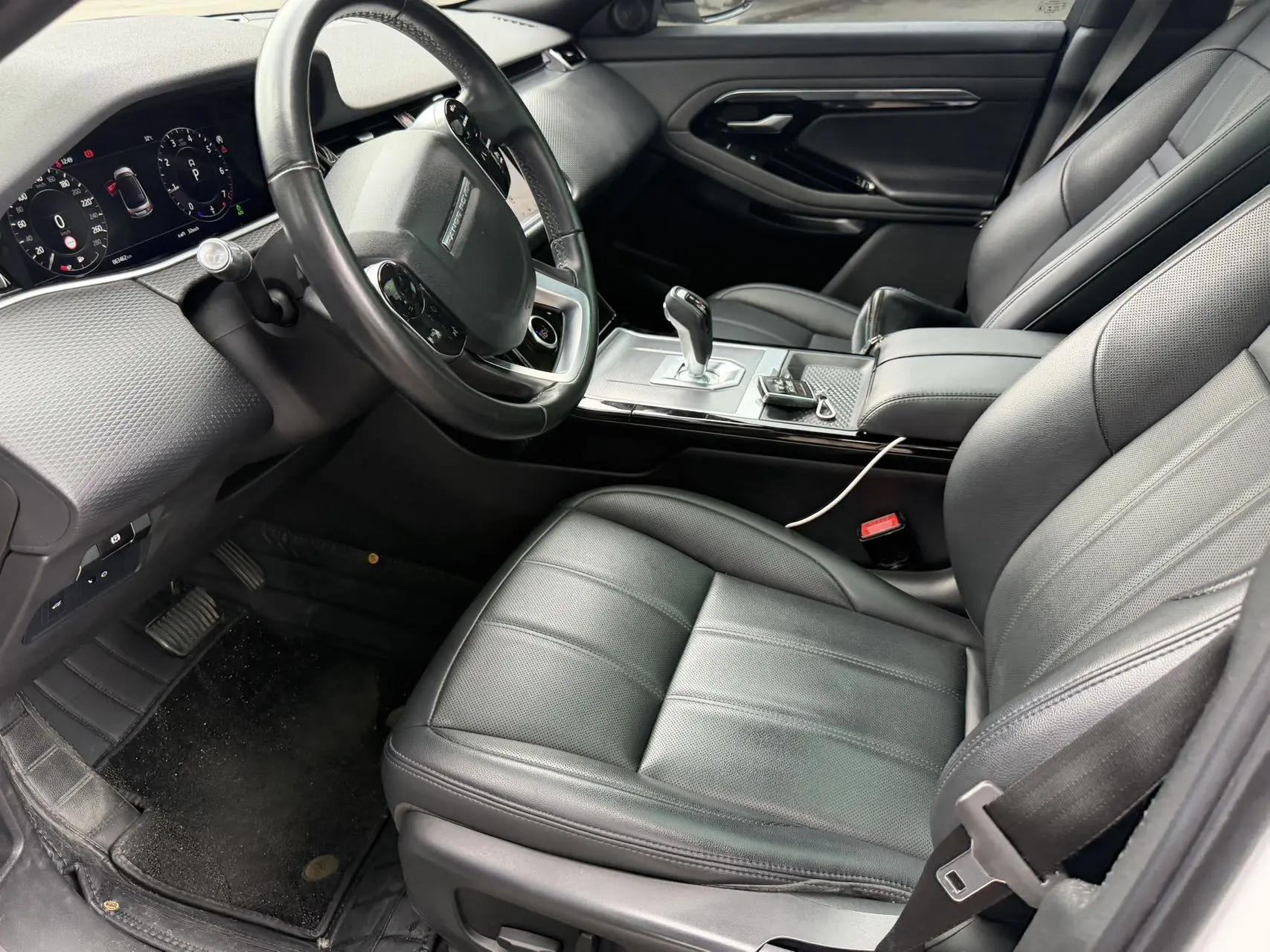 Range Rover Aurora 2020 249PS Youth Edition 3