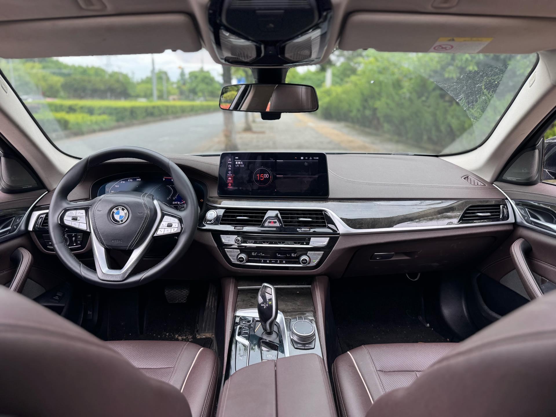 BMW 5 Series 2021 525Li M Sports Suit 7