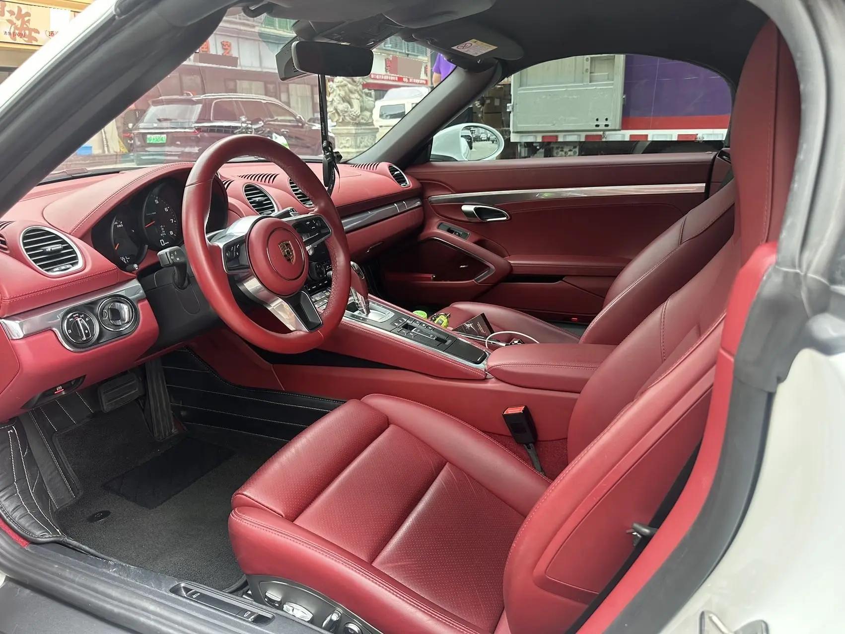 Porsche 718 2022 Boxster 2.0T 7