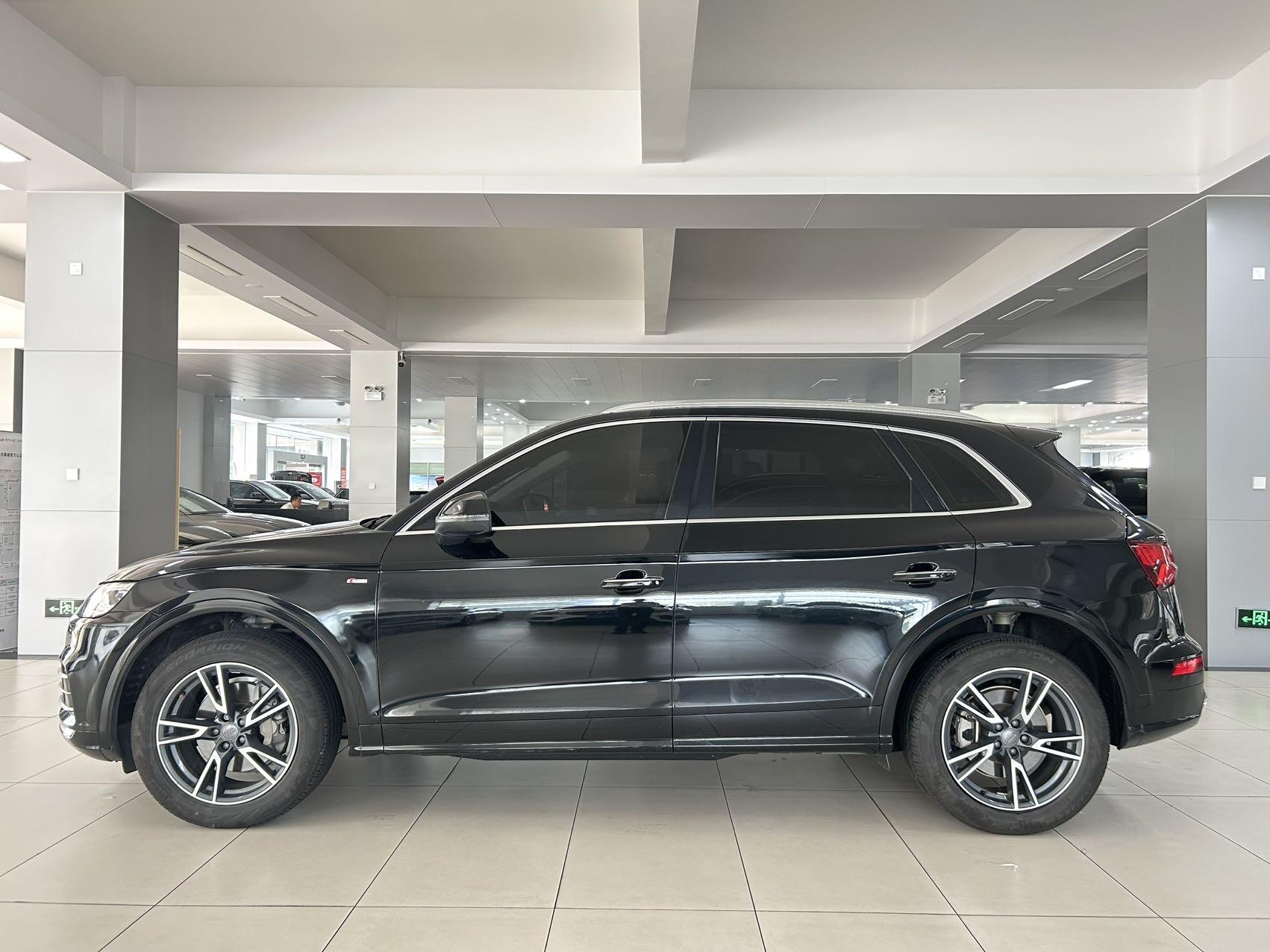 Audi Q5L 2020 40 TFSI Enjoy Fashion 2
