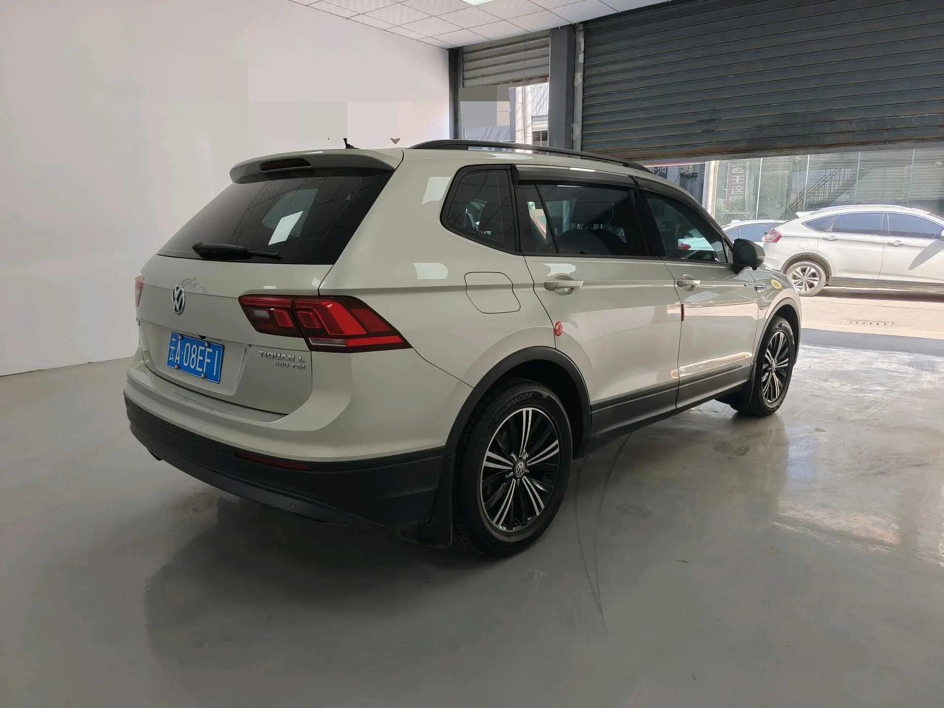 Tiguan L 2019 330TSI Automatic Two-Drive Fashion Edition National V 9