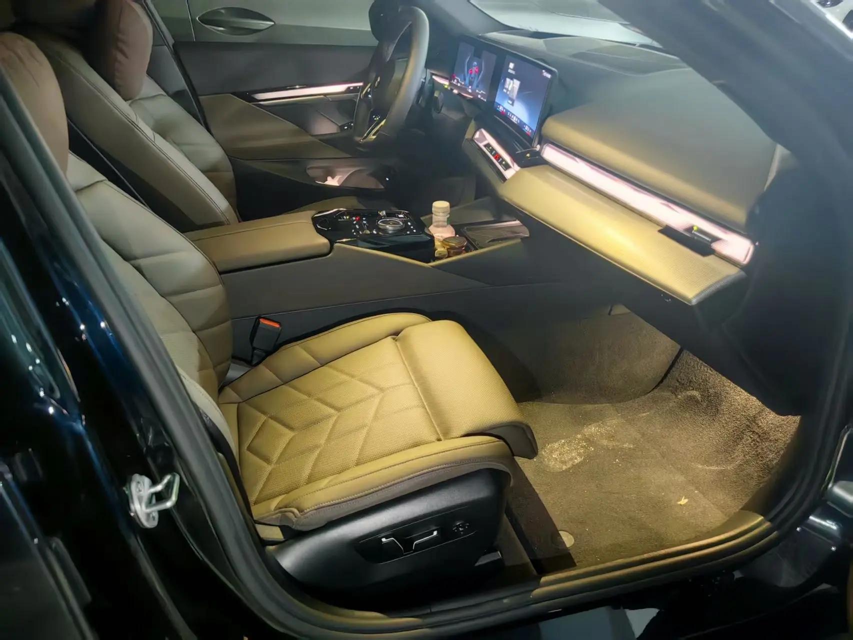 BMW 5 Series (Imported) 2024 530i 48V 2.0T Exclusive M Sports Suit Automatic Gear 2