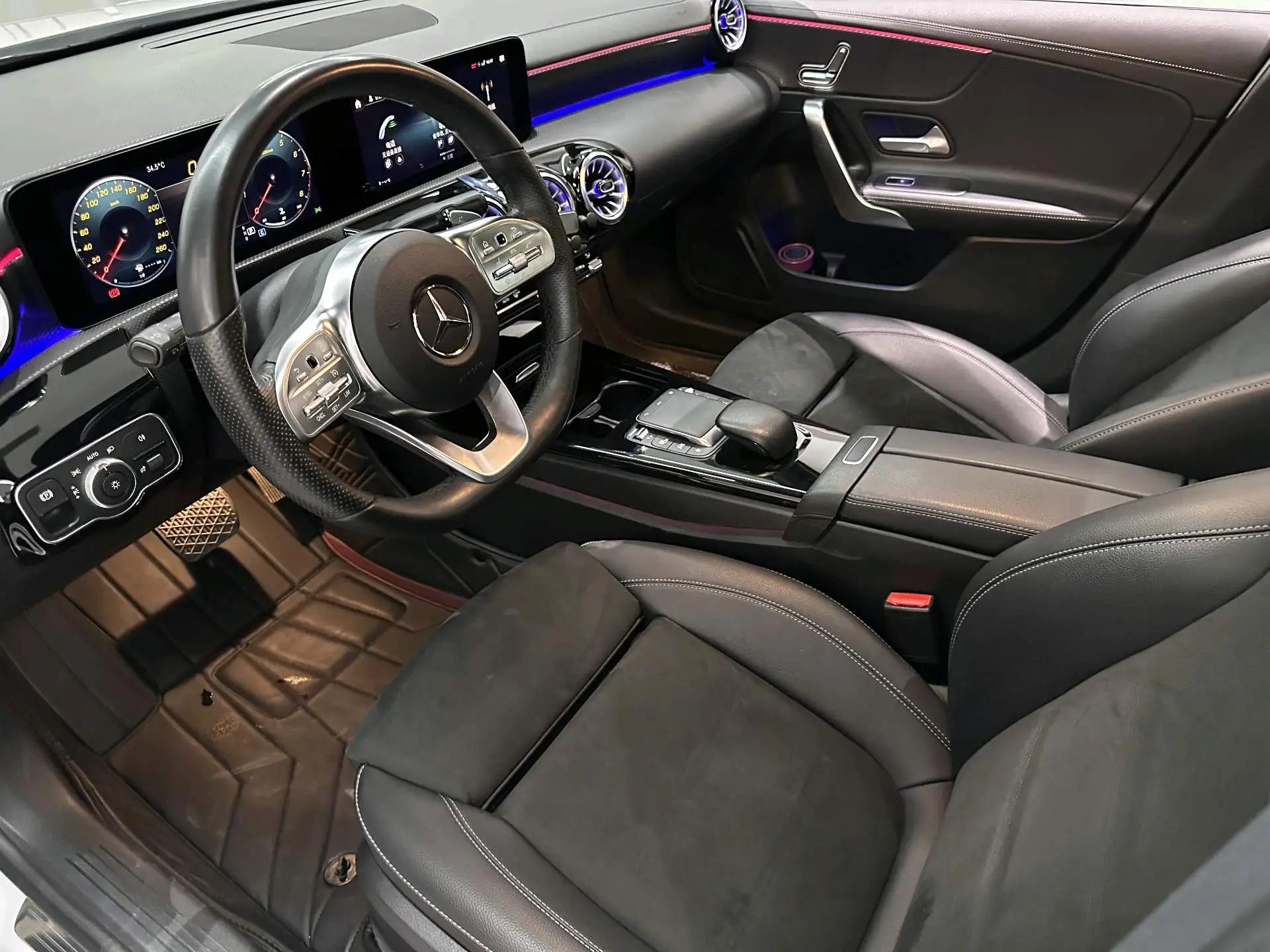 Mercedes Benz Class A 2022 Model Changed to Class A 200 L Sports Sedan Fashion Model 6