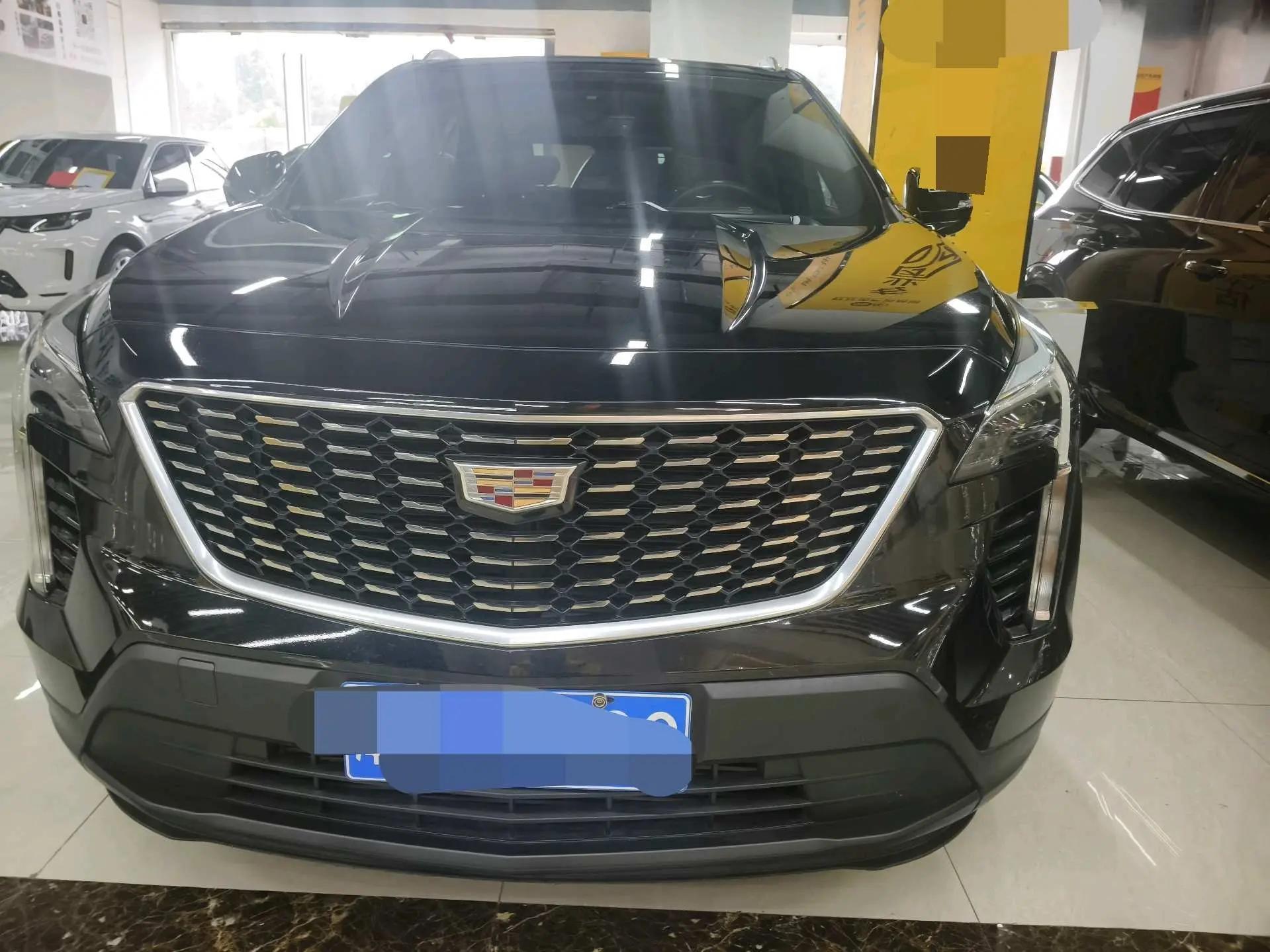 Cadillac XT4 2021 28T Two-Drive Technology 2