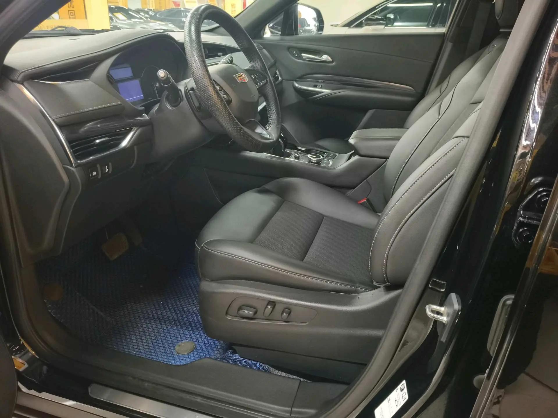 Cadillac XT4 2021 28T Two-Drive Technology 4