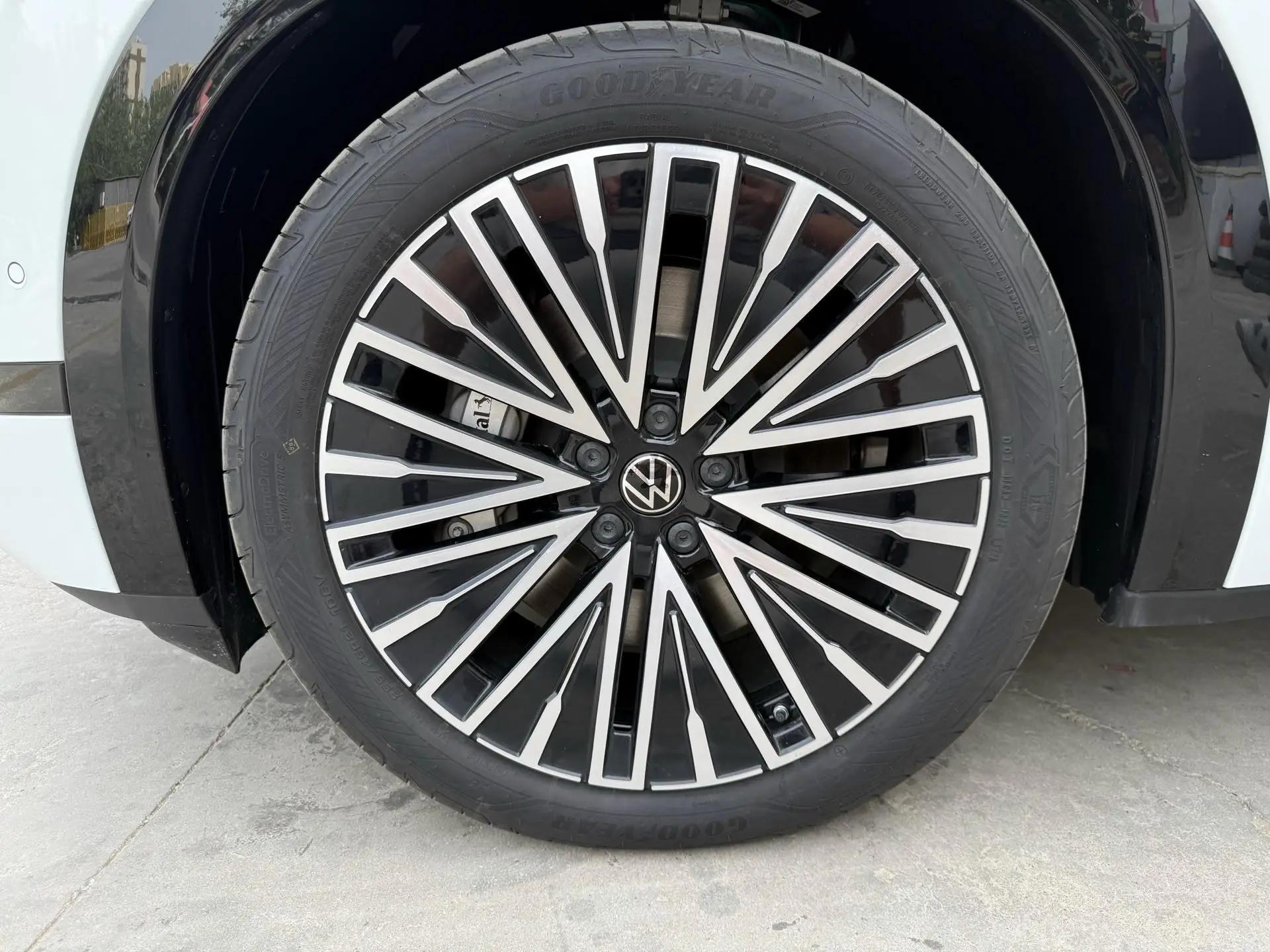 Volkswagen 2026 ID.ERA 9X Ultra 4-wheel drive automatic gear 6