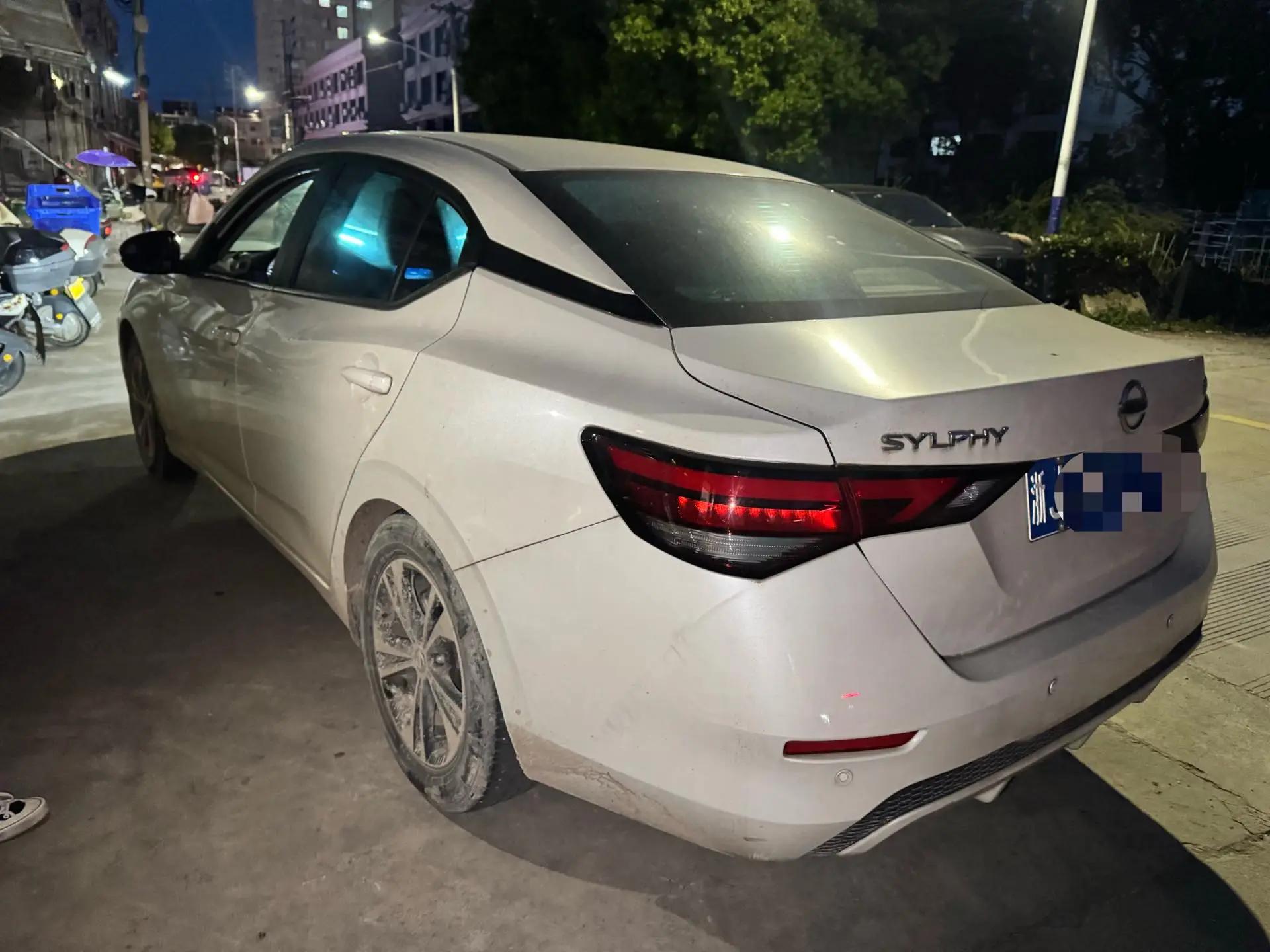 Xuanyi 2022 1.6L XL CVT Pleasant Edition 3
