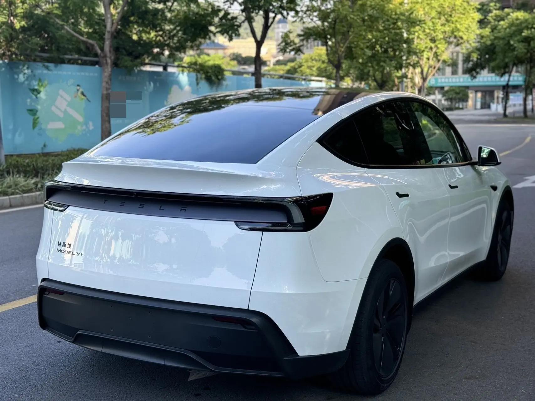 Tesla 2026 Model Y long endurance rear wheel drive version automatic transmission 6