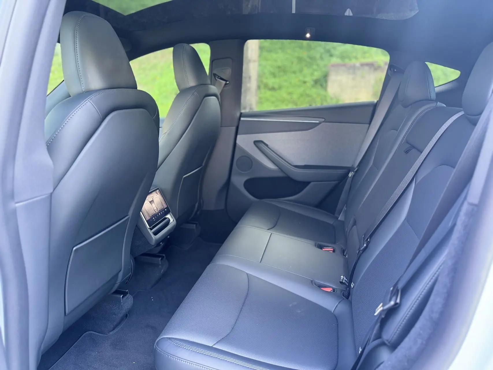 Tesla 2026 Model Y long endurance rear wheel drive version automatic transmission 8