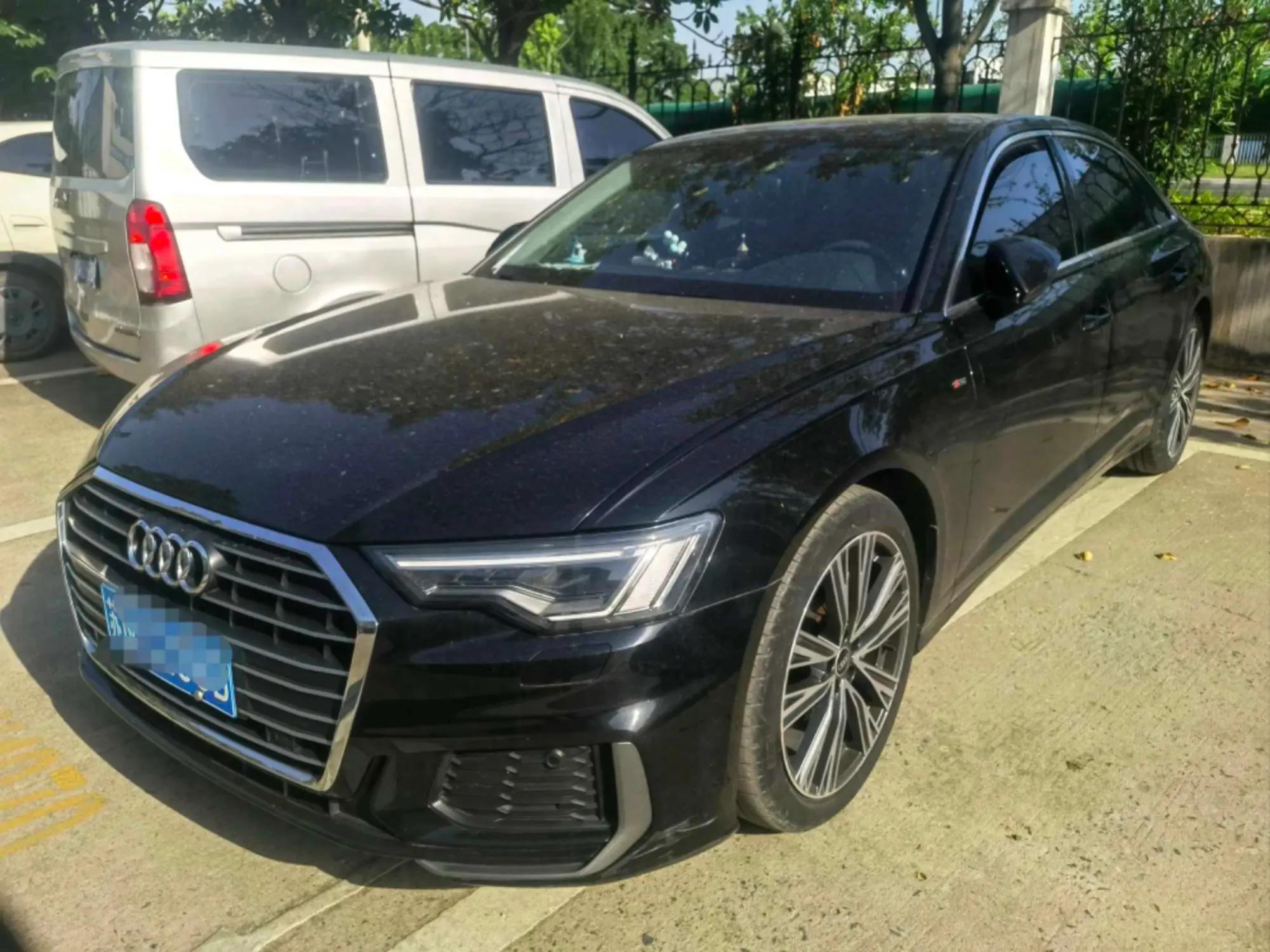 Audi A6L 2022 40 TFSI Deluxe Elegant