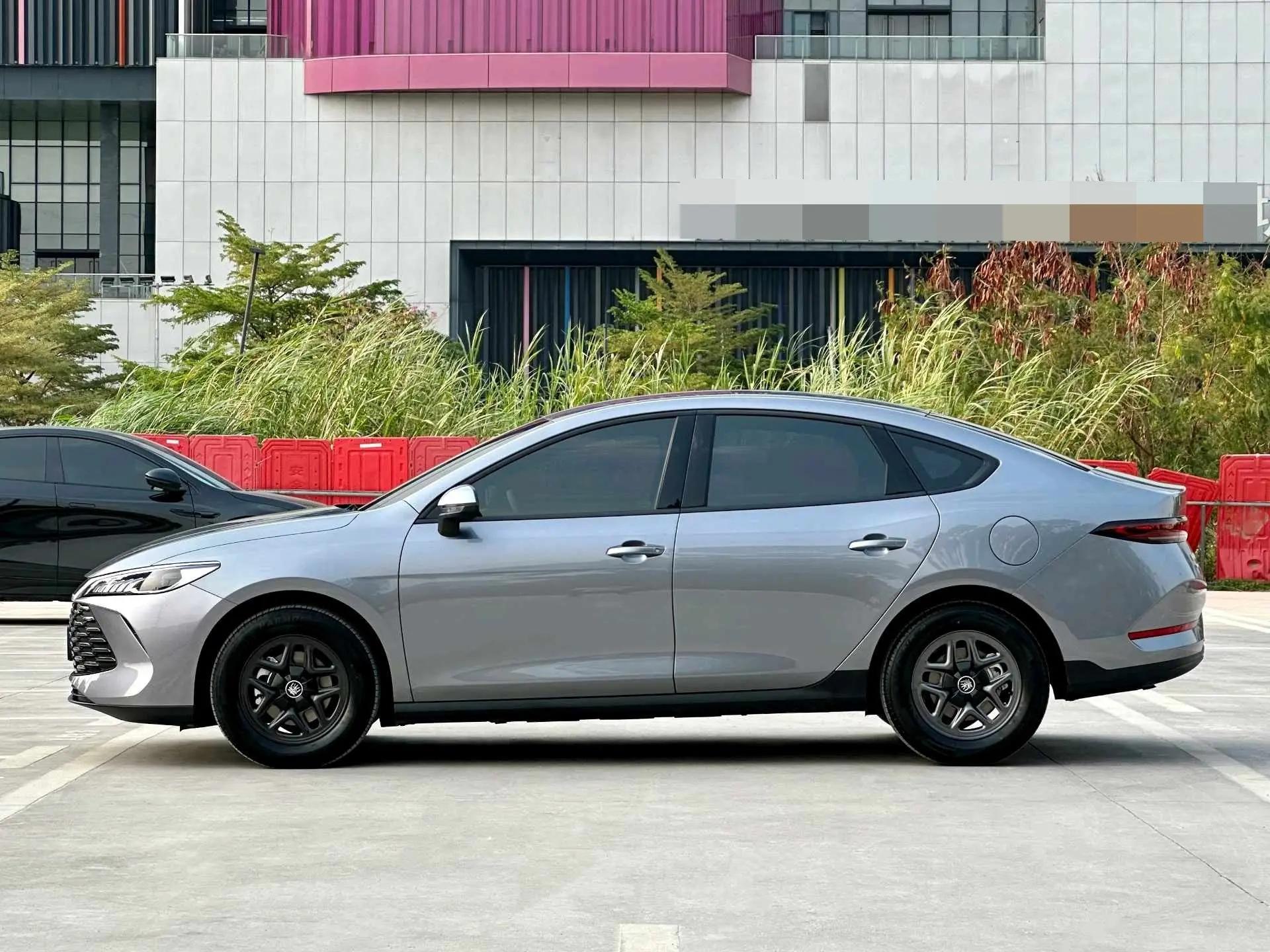 BYD 2025 Qin PLUS DM-i 1.5 CVT Intelligent Drive 55km Flagship Automatic 3