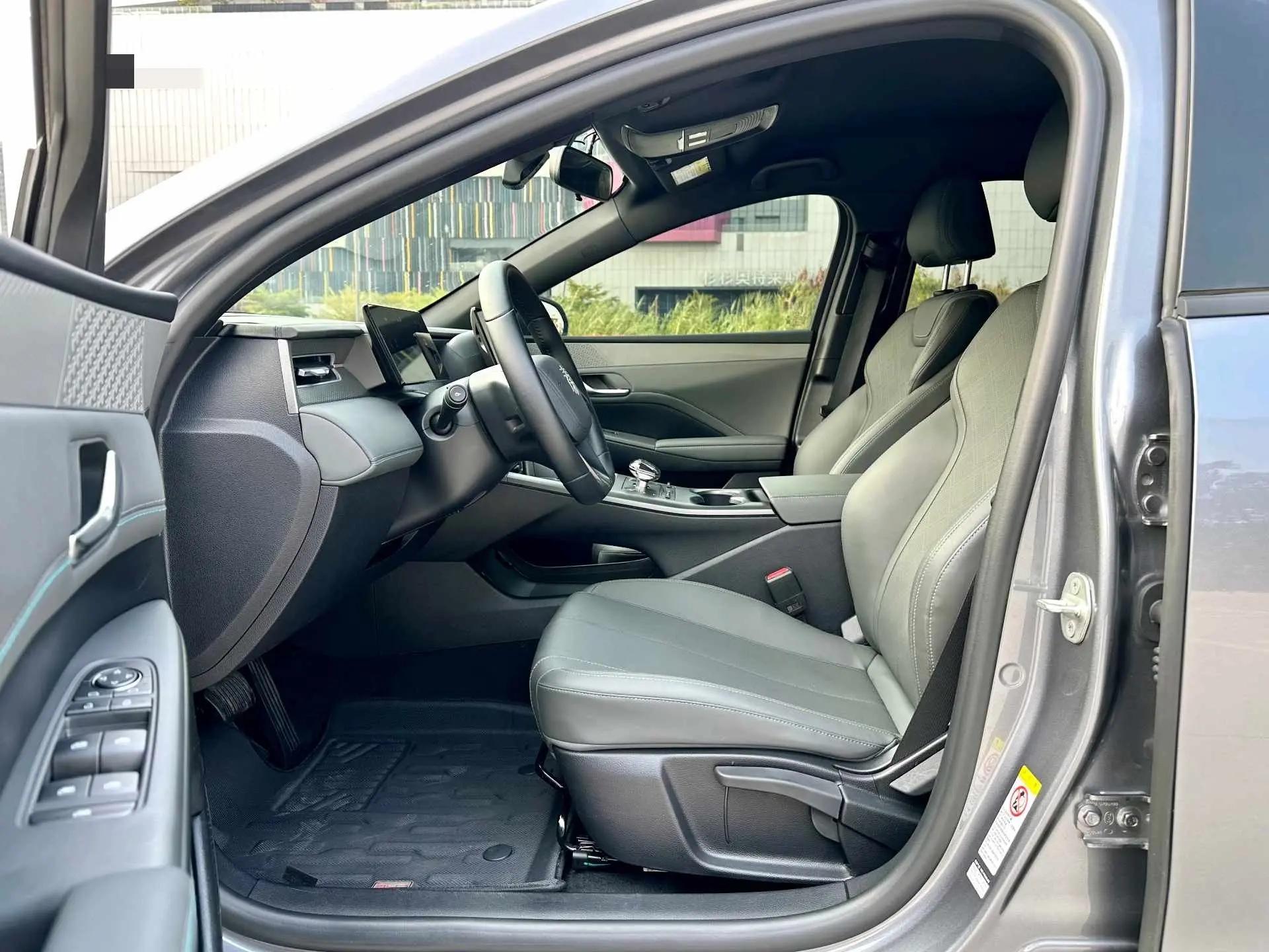 BYD 2025 Qin PLUS DM-i 1.5 CVT Intelligent Drive 55km Flagship Automatic 6