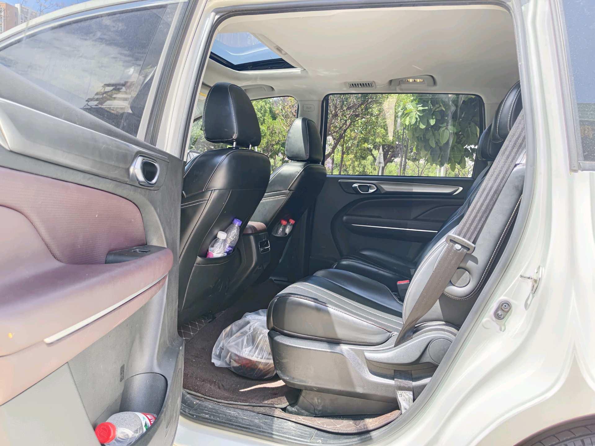 GAC Trumpchi 2023 M6 PRO 1.5T 270T Luxury Edition, Automatic Transmission 5