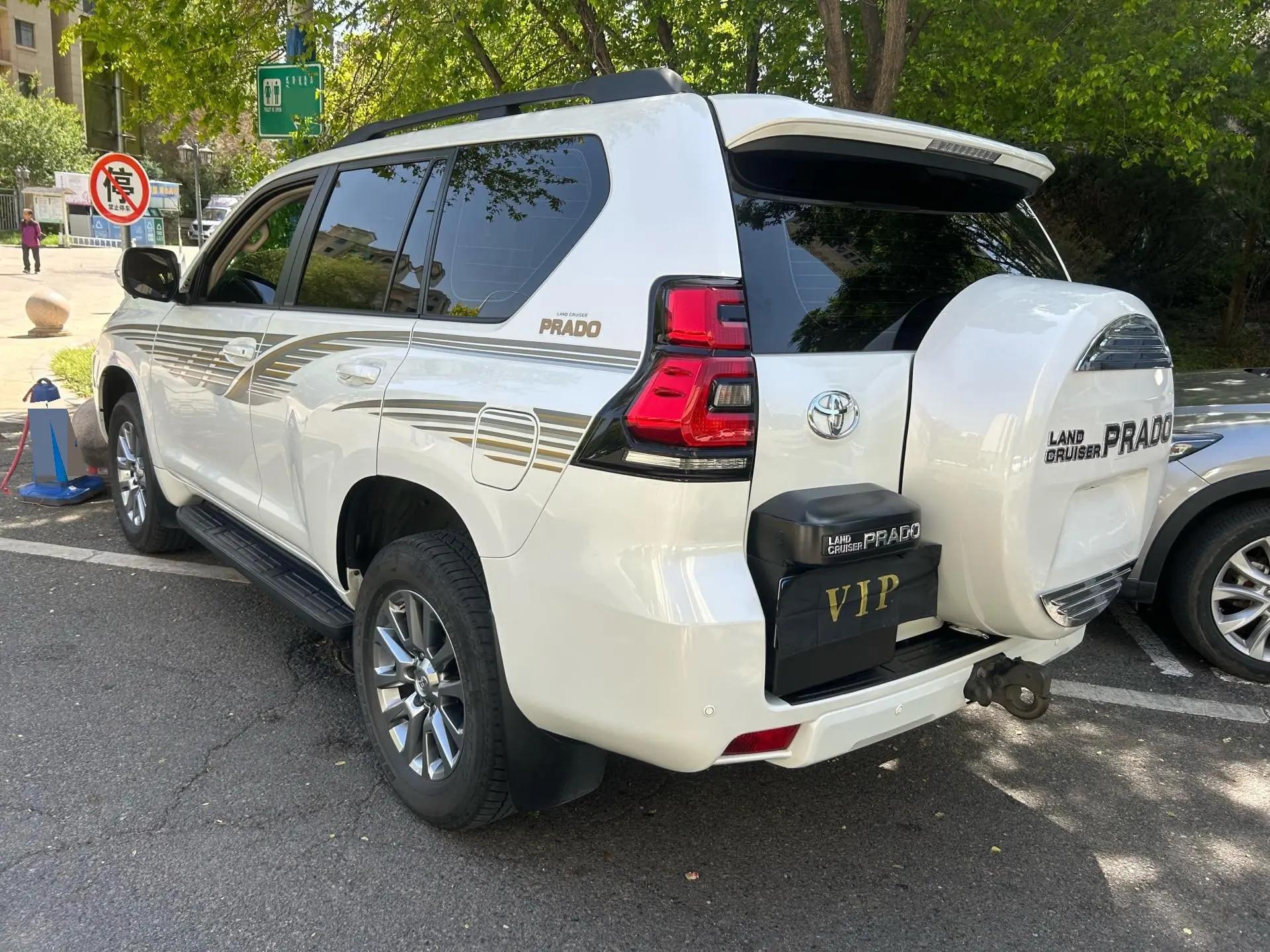 Prado (Imported) 2014 2.7L Automatic Standard Edition 6