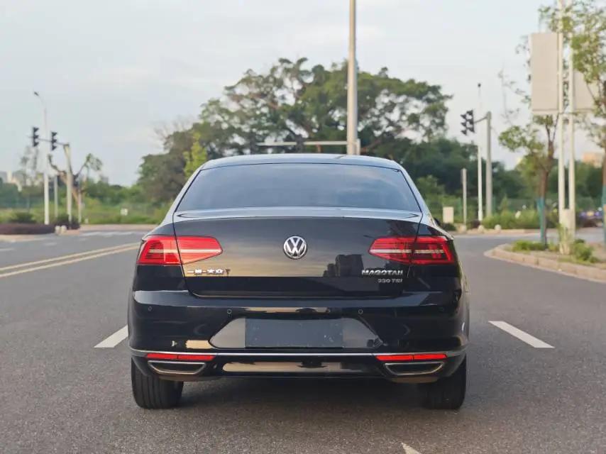 Magotan 2019 330TSI DSG Leading National V 8