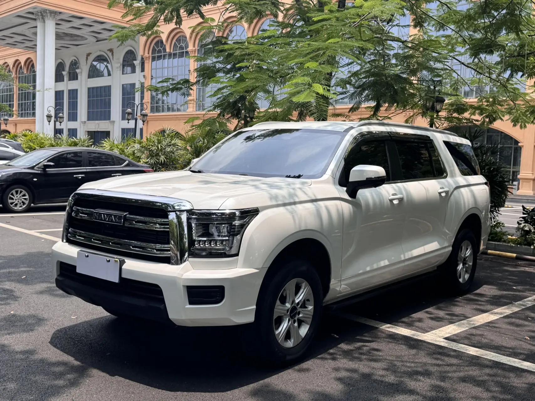 Открыть галерею: Haval H5 2023 2.0T Automatic Two-Drive Leading Gasoline