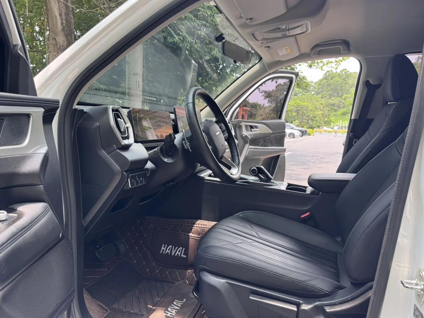 Haval H5 2023 2.0T Automatic Two-Drive Leading Gasoline 4