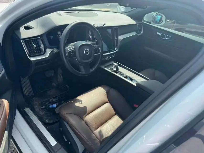 Volvo S60 2022 B4 Intelligent Luxury Edition 6