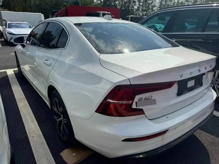 Volvo S60 2022 B4 Intelligent Luxury Edition 7